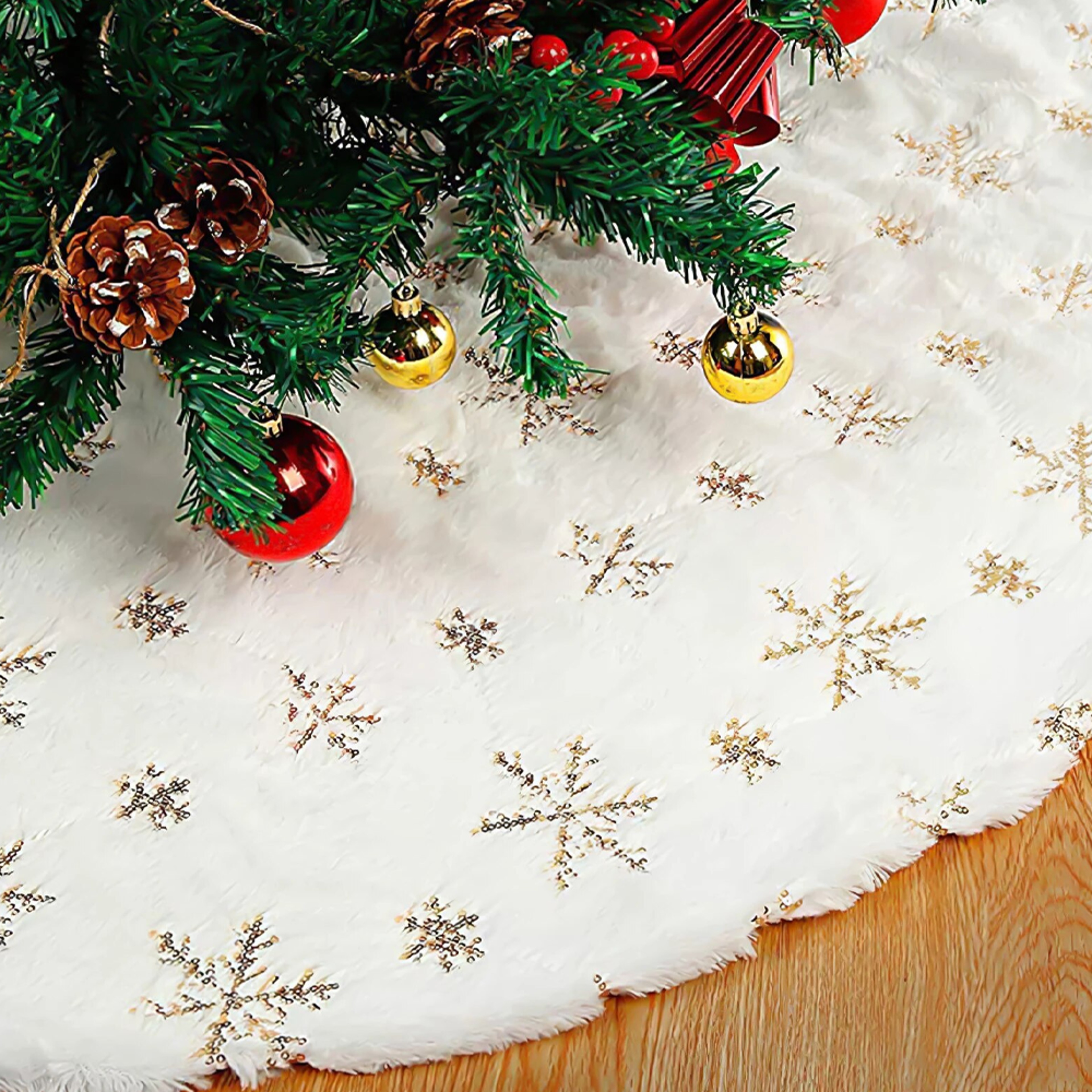 White Snowflake Tree Skirts Christmas Decor – view 3