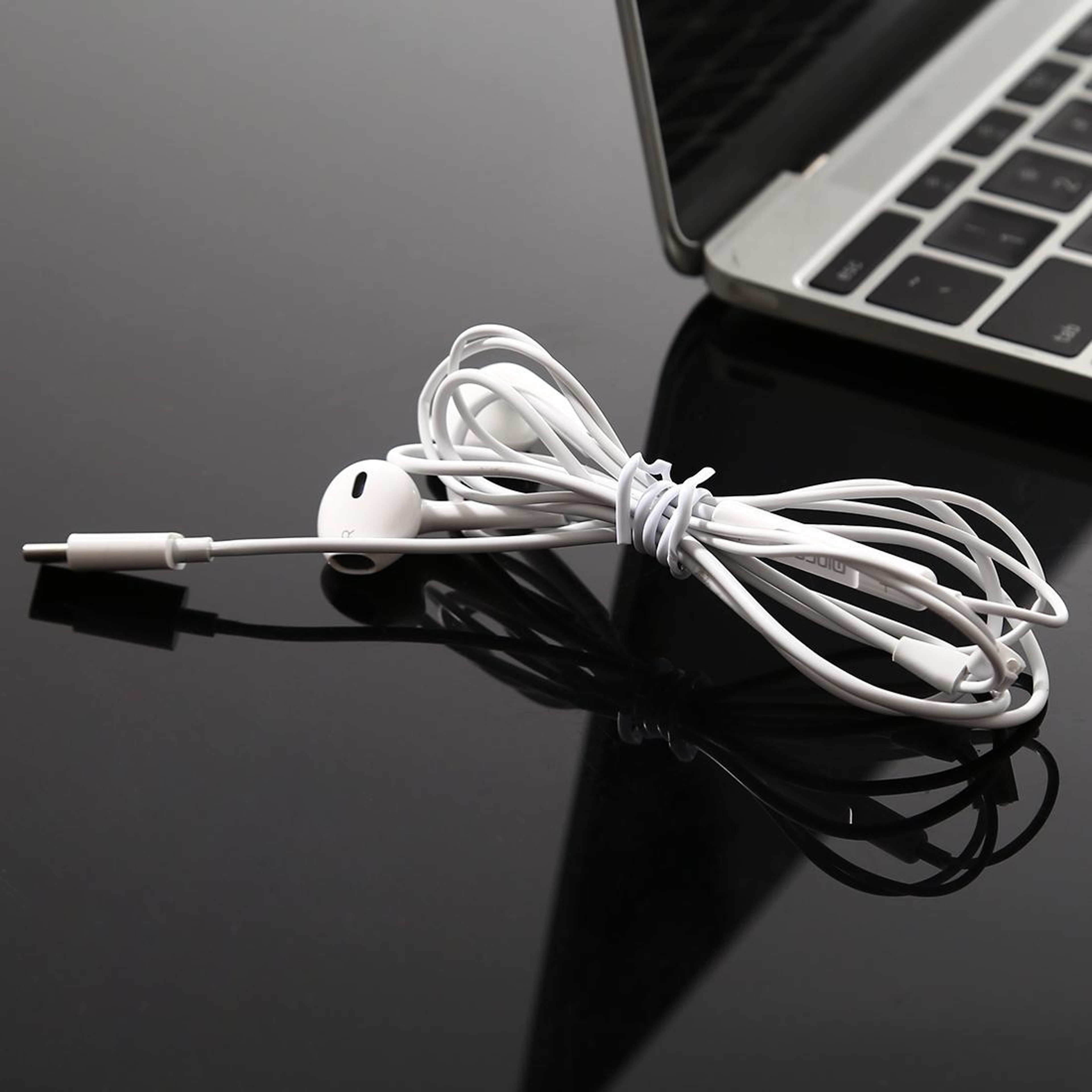 USB C Earphones with Mic Stereo Bass Type C Wired Earbuds (White) – view 5