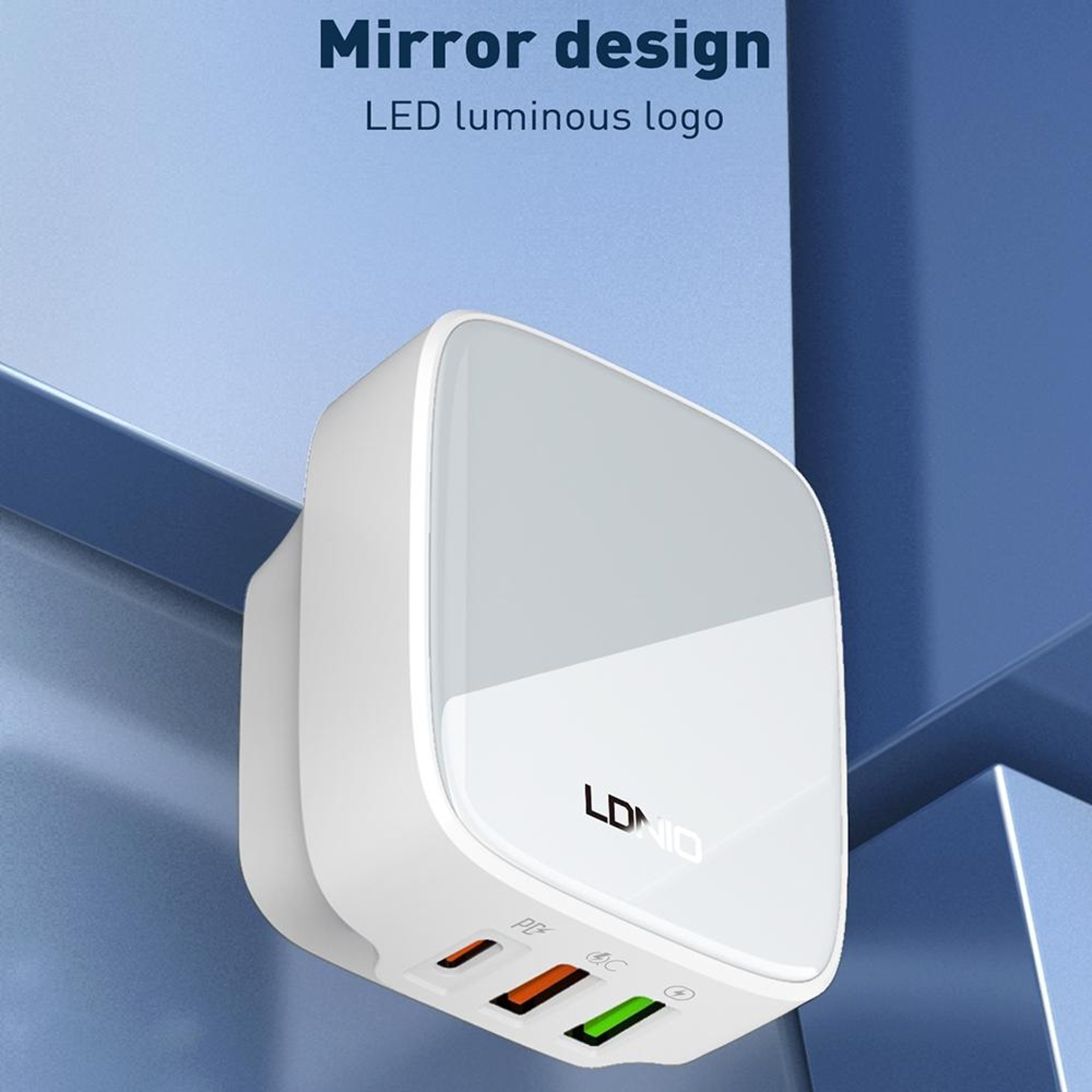 LDNIO 32W USB C PD Charger Fast Wall Charger With Dual USB Ports And 1m Lightning Cable US Plug 4
