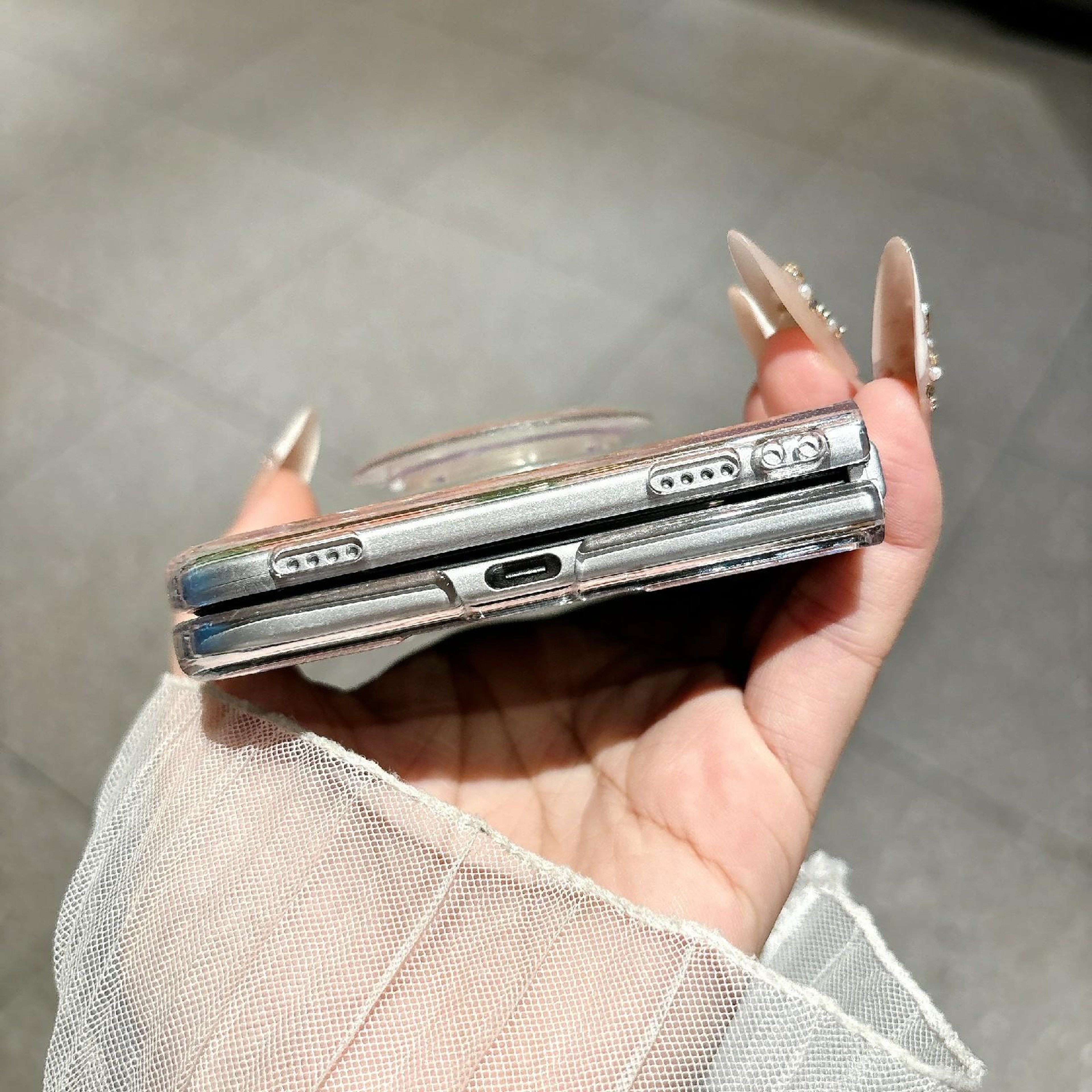 iPhone Duo Slim Magnetic Protective Case with Wireless Charging – view 5