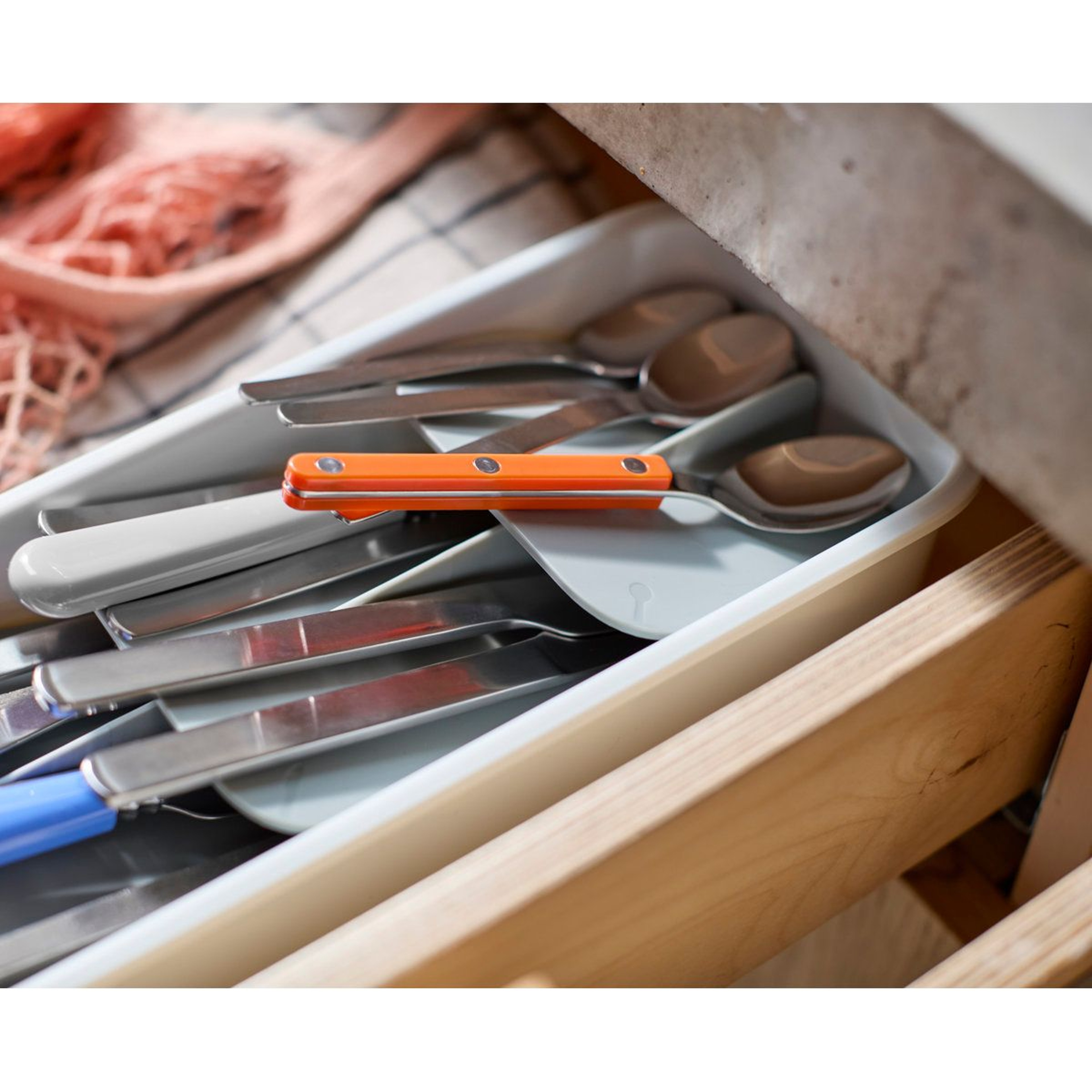 Joseph Joseph DrawerStore Compact Cutlery Organizer For Space Saving Kitchen Drawers 3
