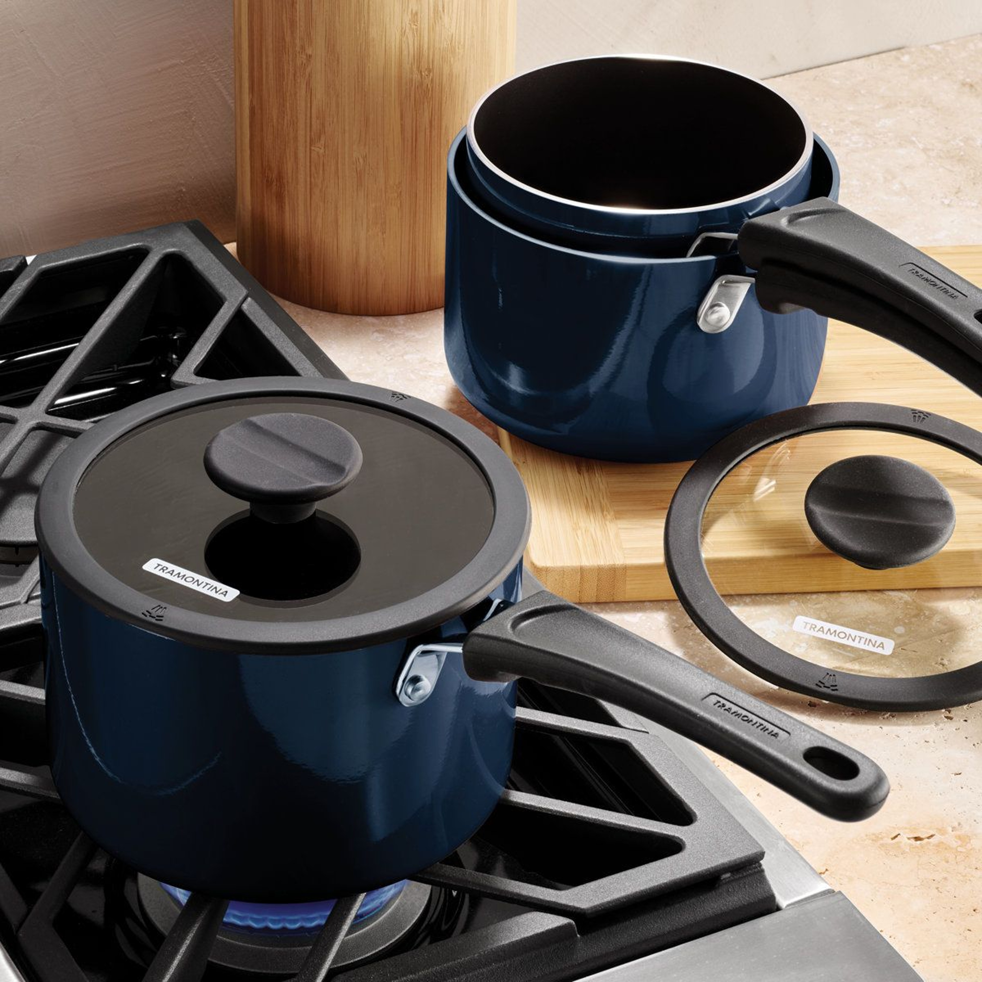 Space Saving 6 Piece Nonstick Saucepan Set With Glass Lids 7