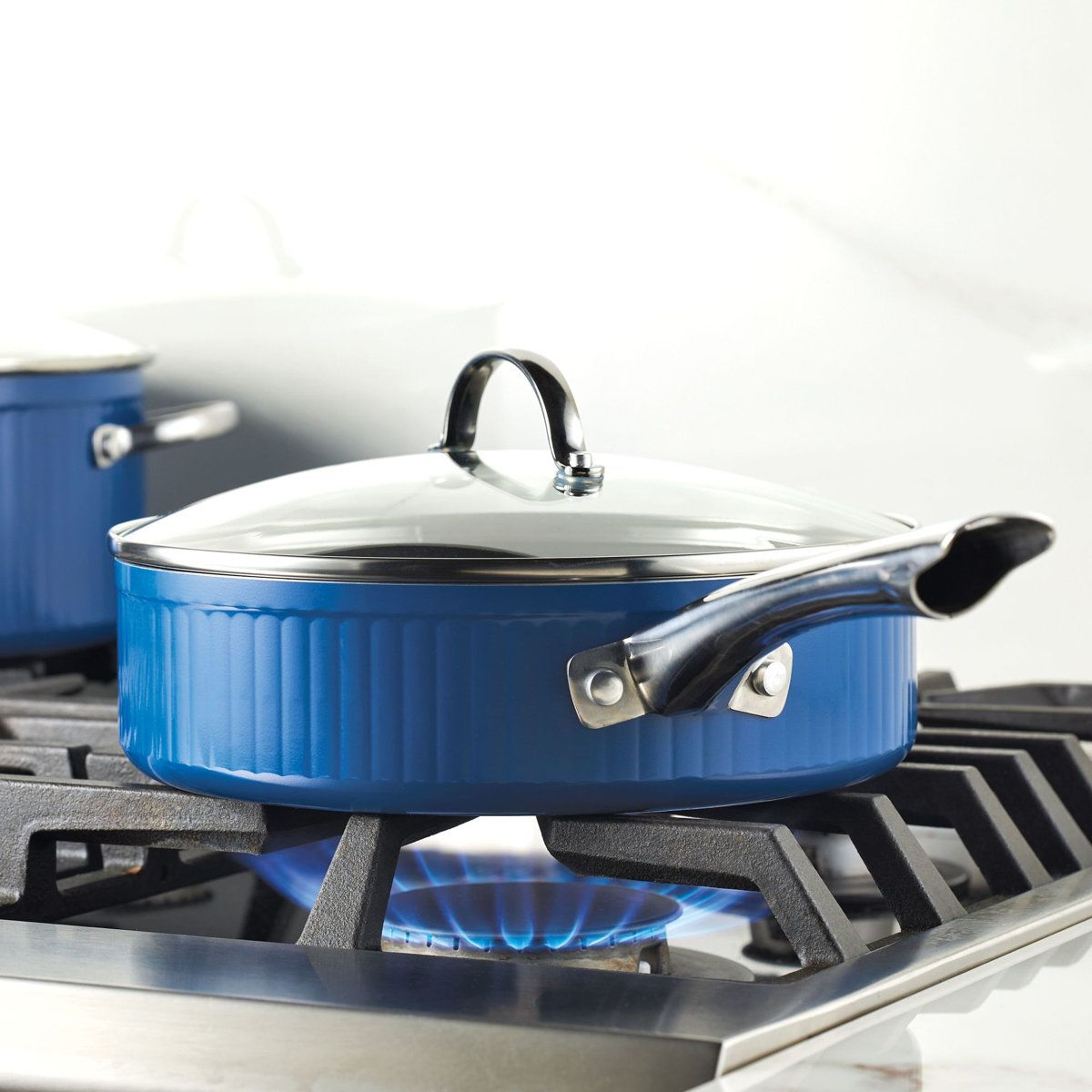 3 Quart Nonstick Saute Pan With Glass Lid For Even Heating And Easy Cleanup 4
