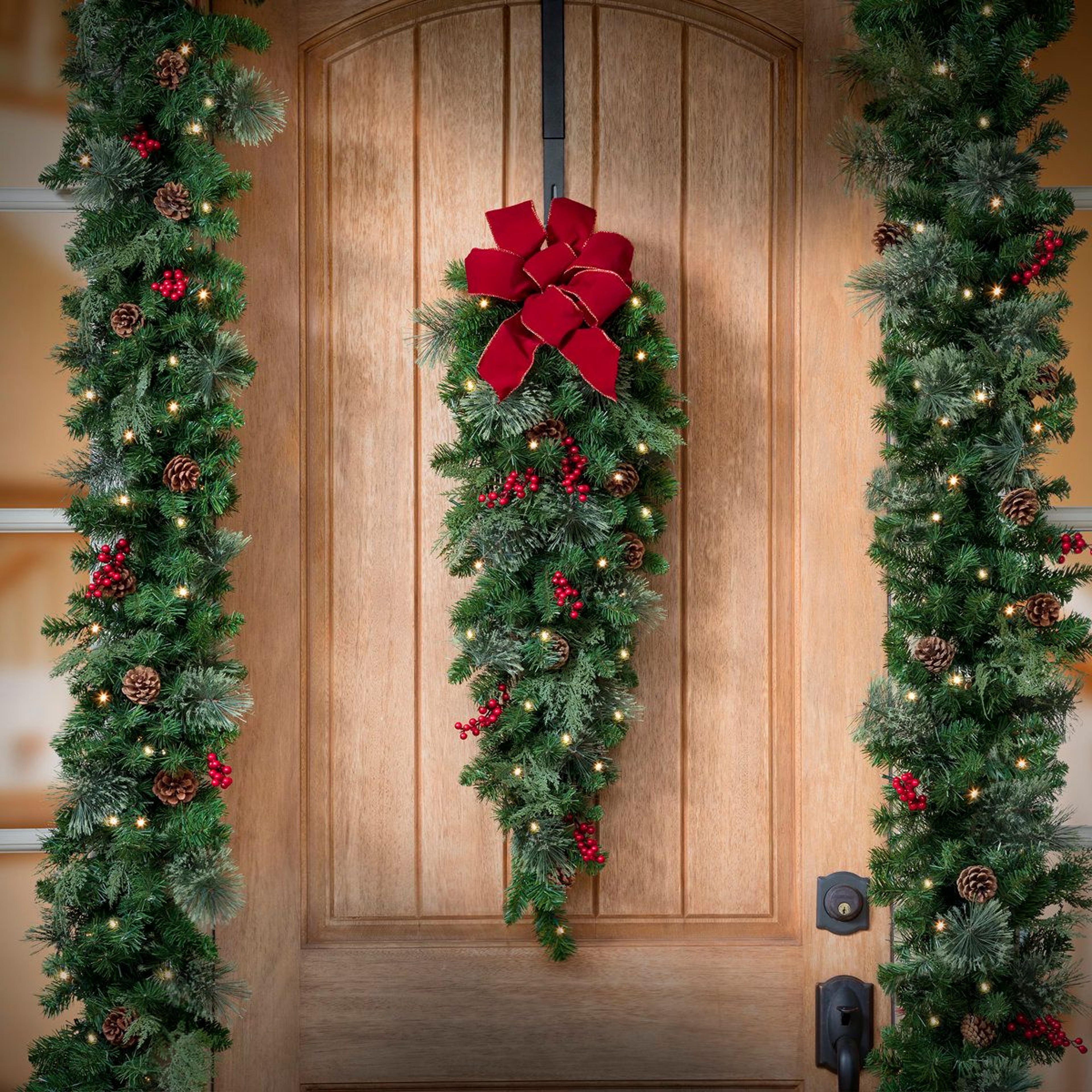 Hafner Pre Lit Christmas Swag With Warm LED Lights 1