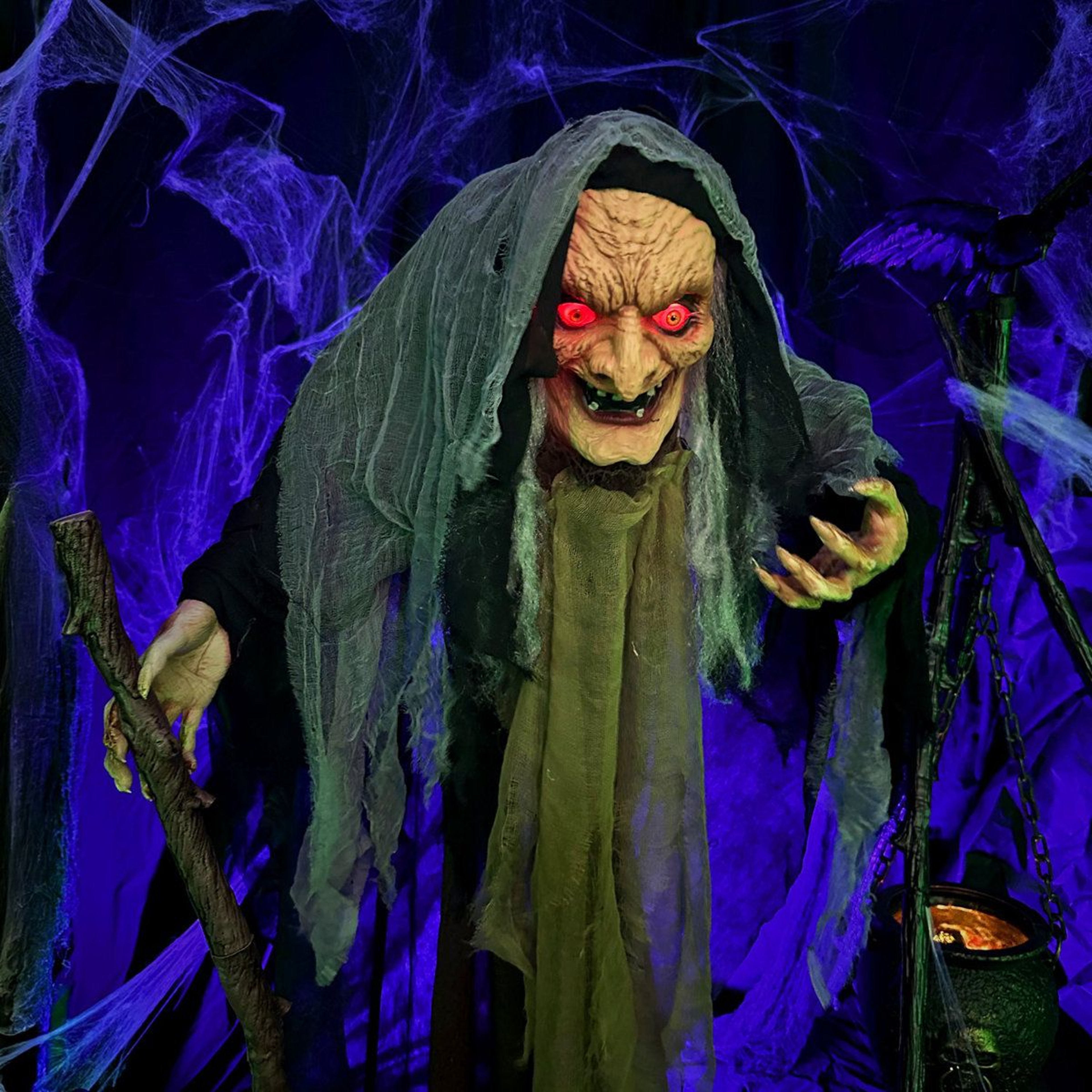 53 Ft Animatronic Haunted Witch Display With LED Eyes And Sound 5