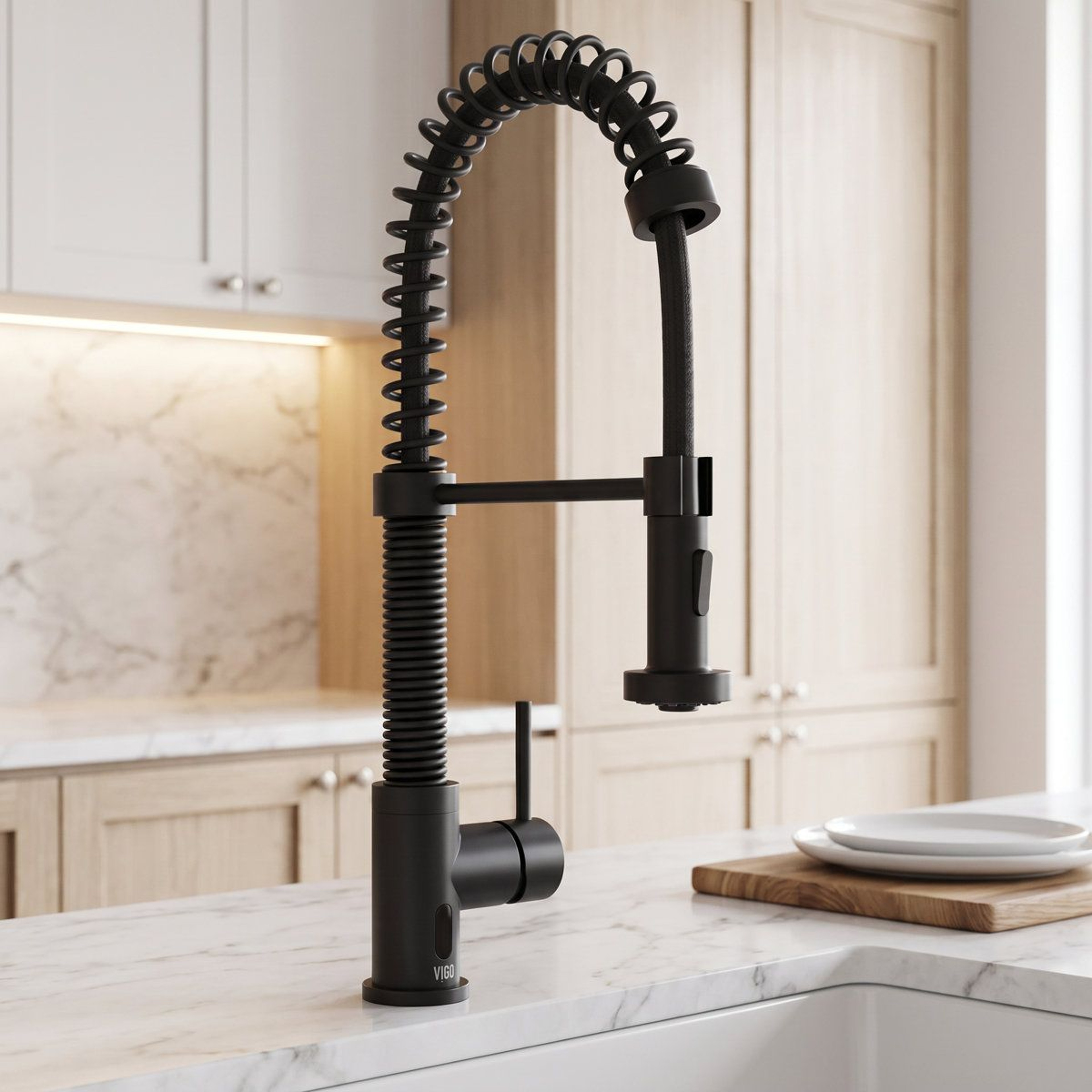 19 Inch Touchless Pull Down Kitchen Faucet With Dual Function Sprayer 1