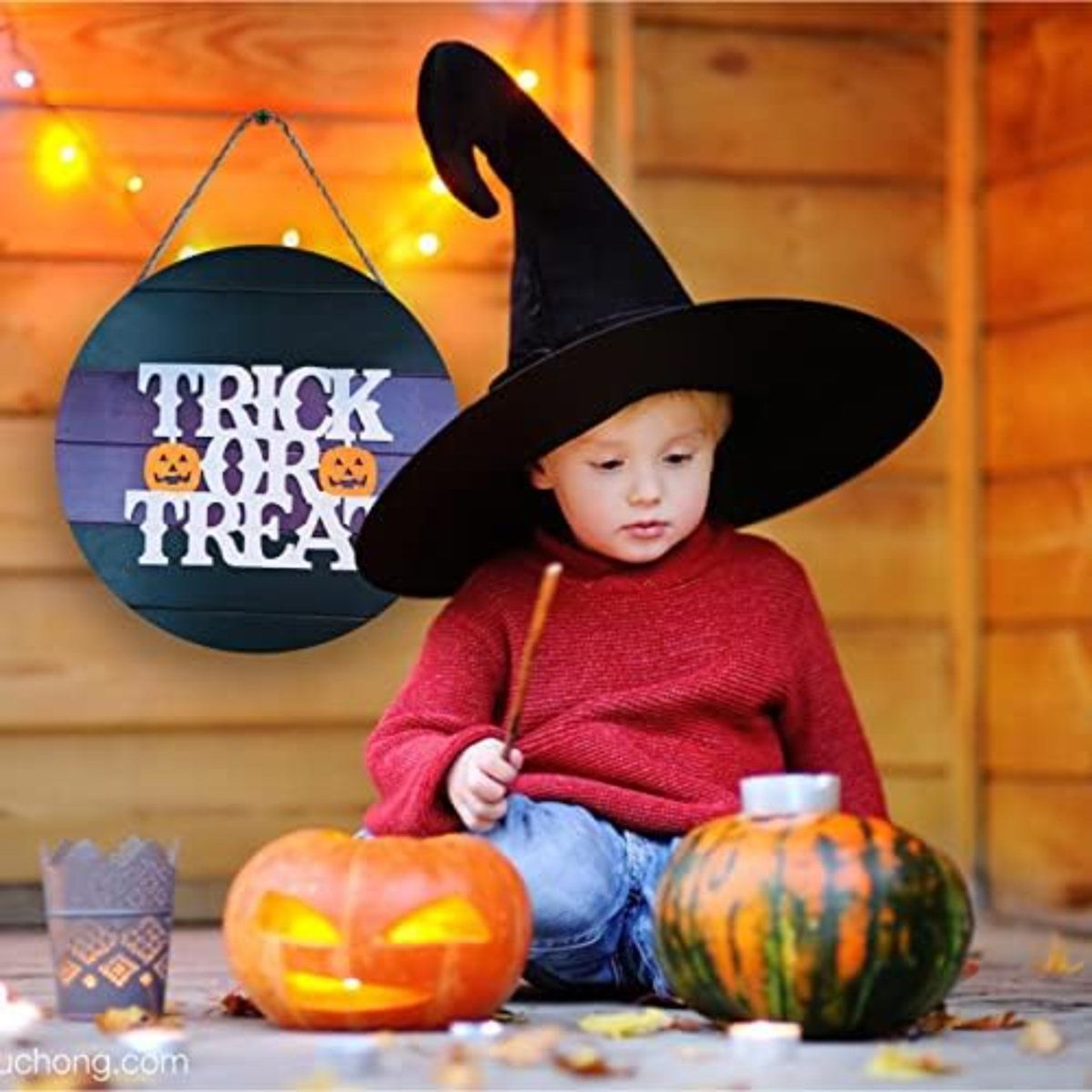Halloween Wooden Hanging Sign With Trick Or Treat Design For Indoor Decorations 1