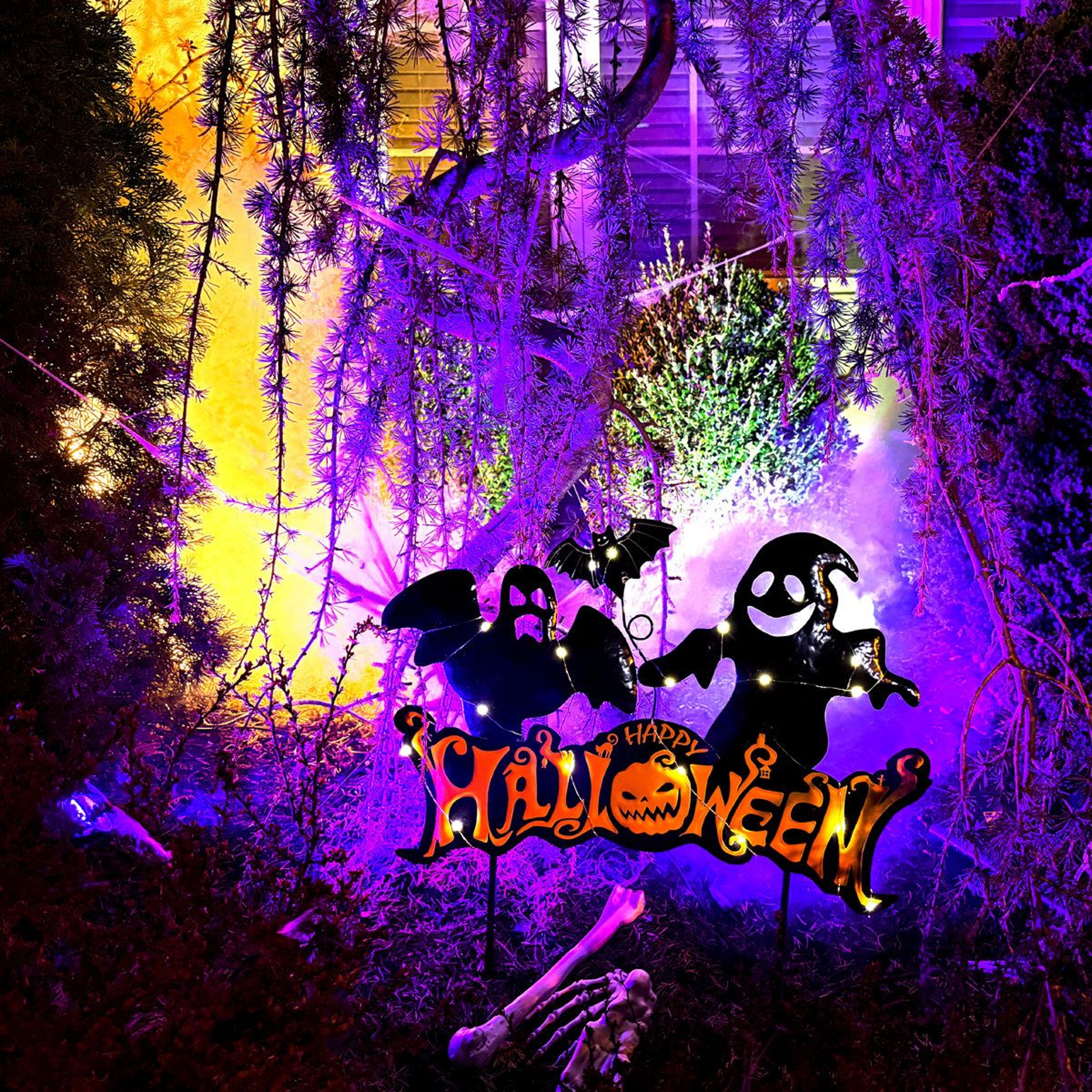 24Inch LED Happy Halloween Sign With Ghosts And Ground Stake 8