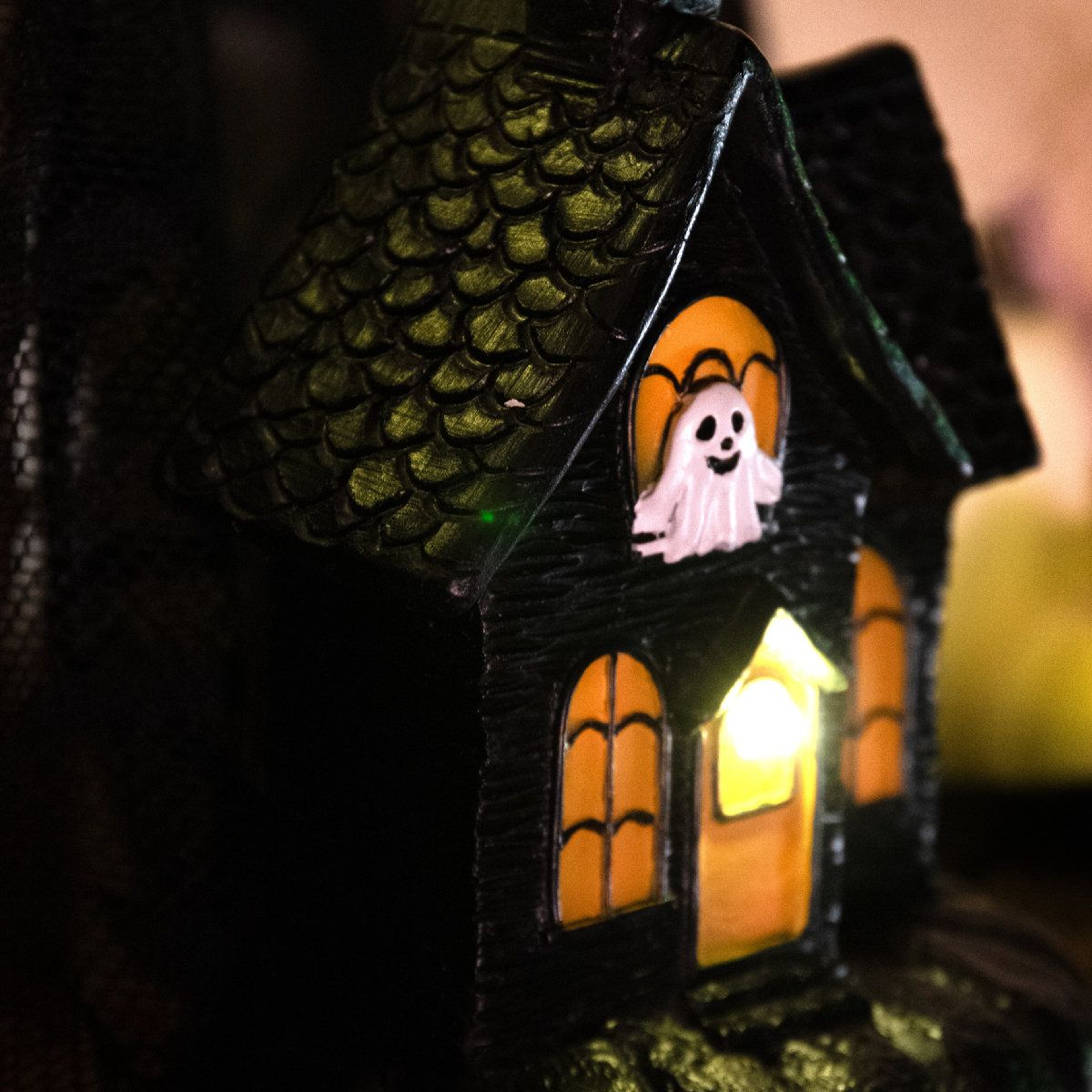 3Piece LED Lighted Haunted House Set For Halloween Decorations 12