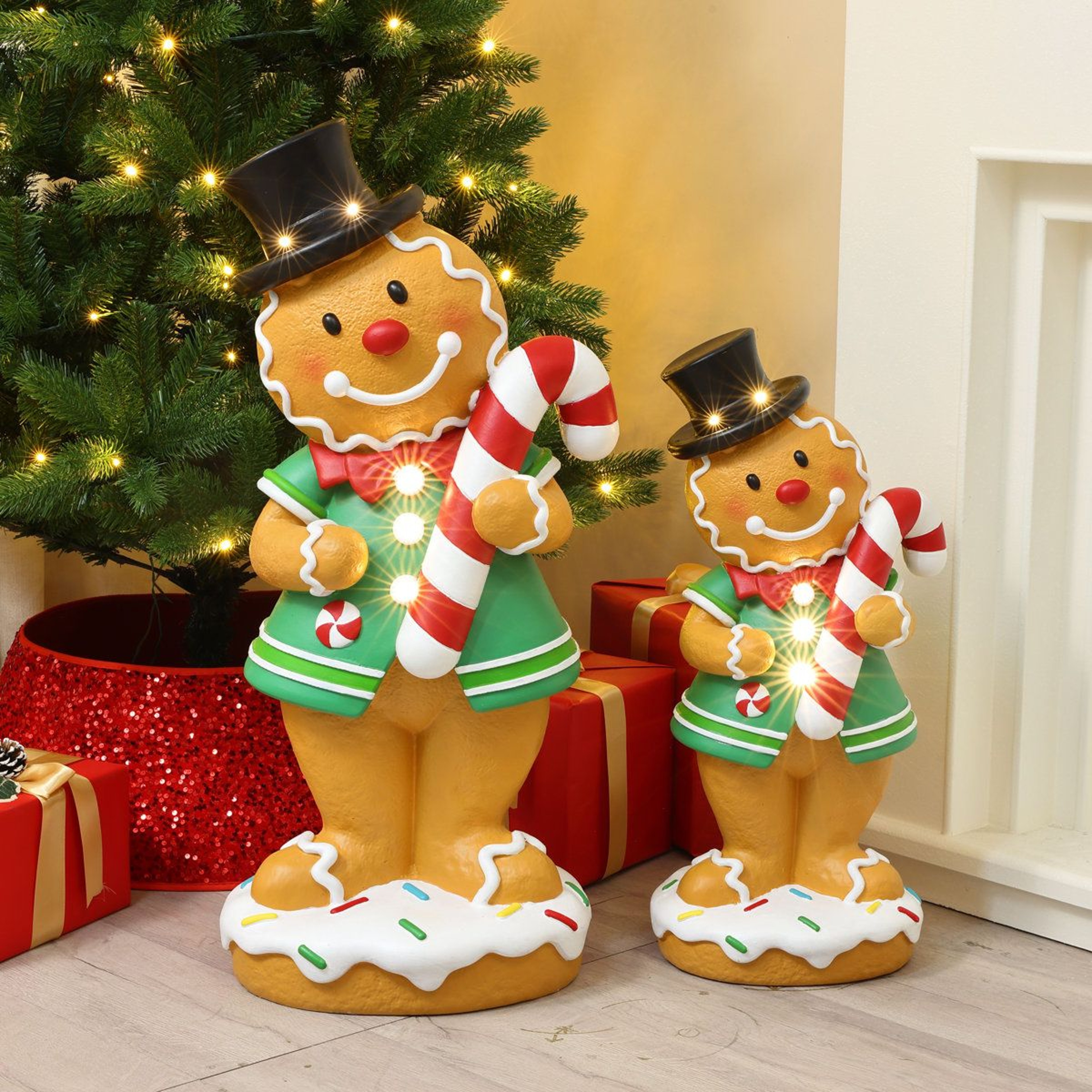 LED Lighted Gingerbread Man Christmas Statue With Candy Cane And BatteryPowered Lights 1