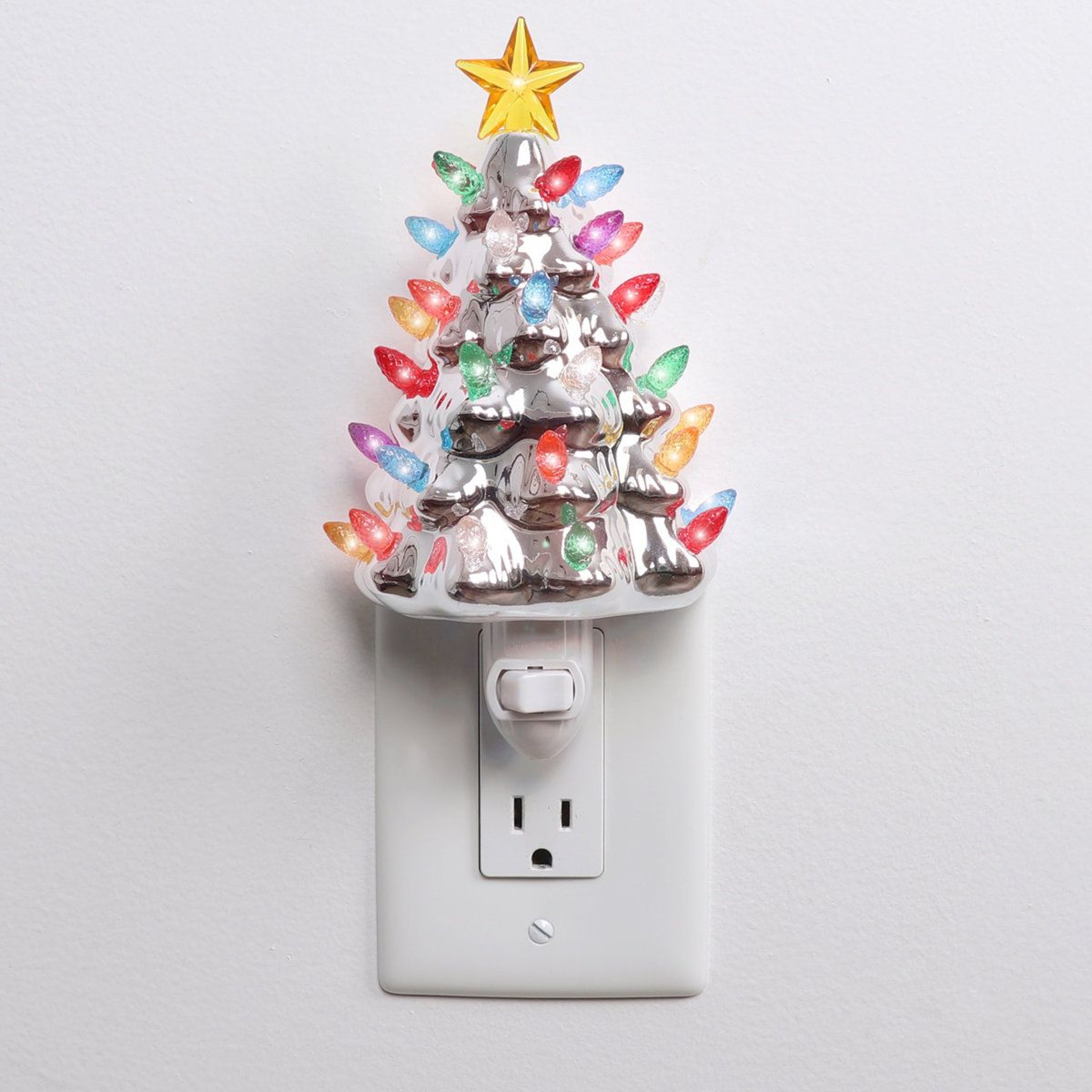 Ceramic Christmas Tree Night Light With Multicolor LED Lights And Glossy Finish 0