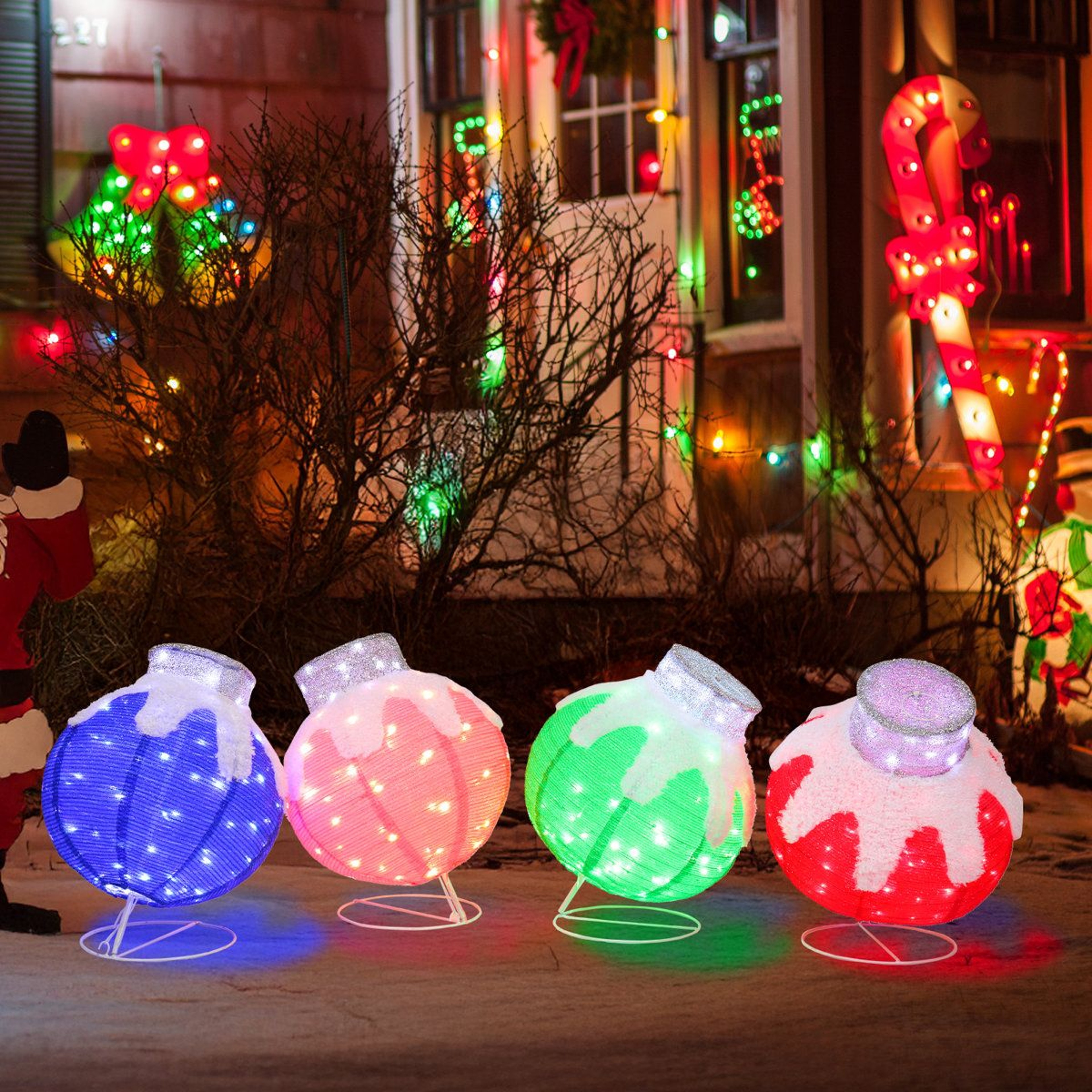 4Piece Lighted Christmas Ball Set With Warm White LED Lights 7