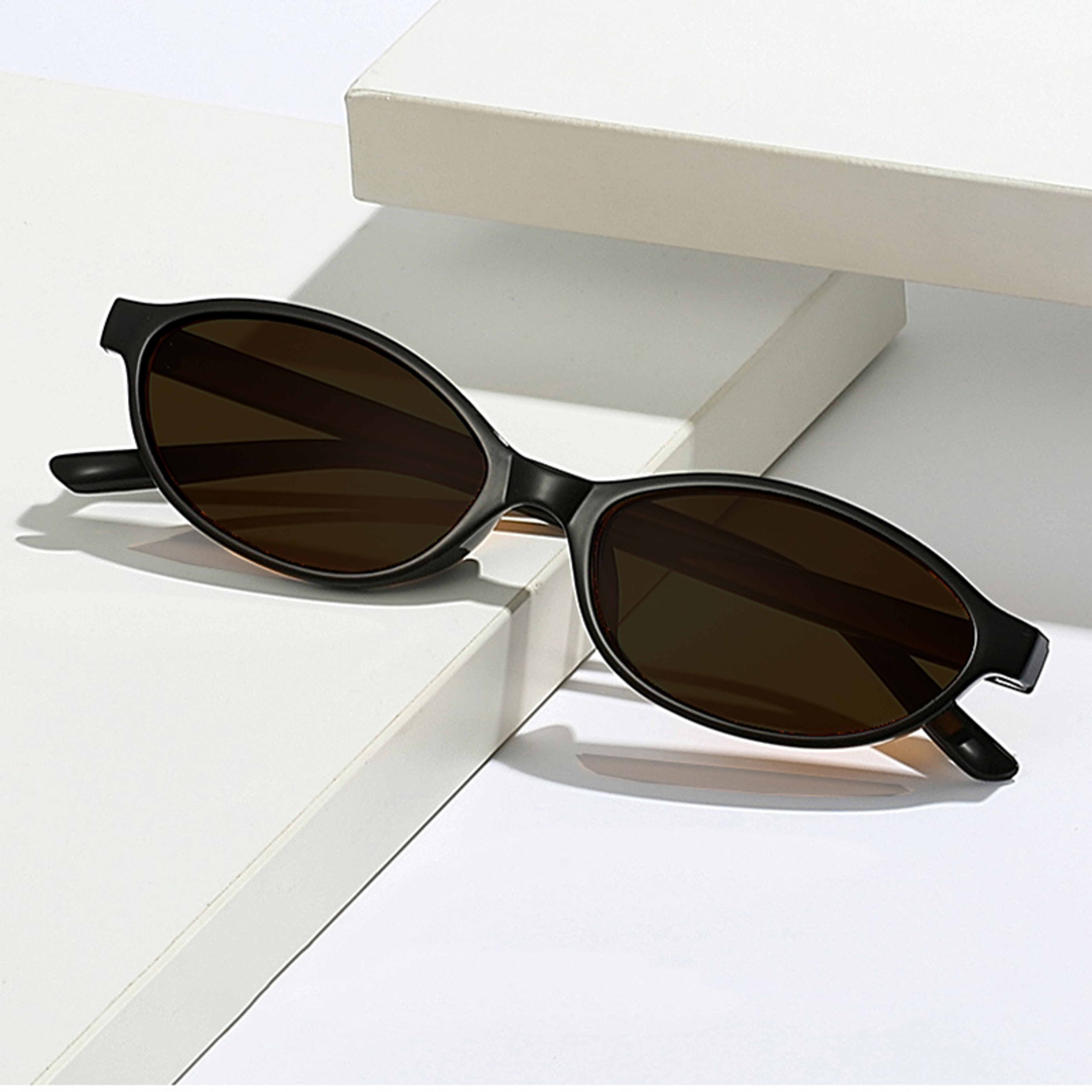 Retro Oval Sunglasses for Women and Men Trendy Small Oval Sunglasses and Punk Cat Eye Sunglasses – view 2