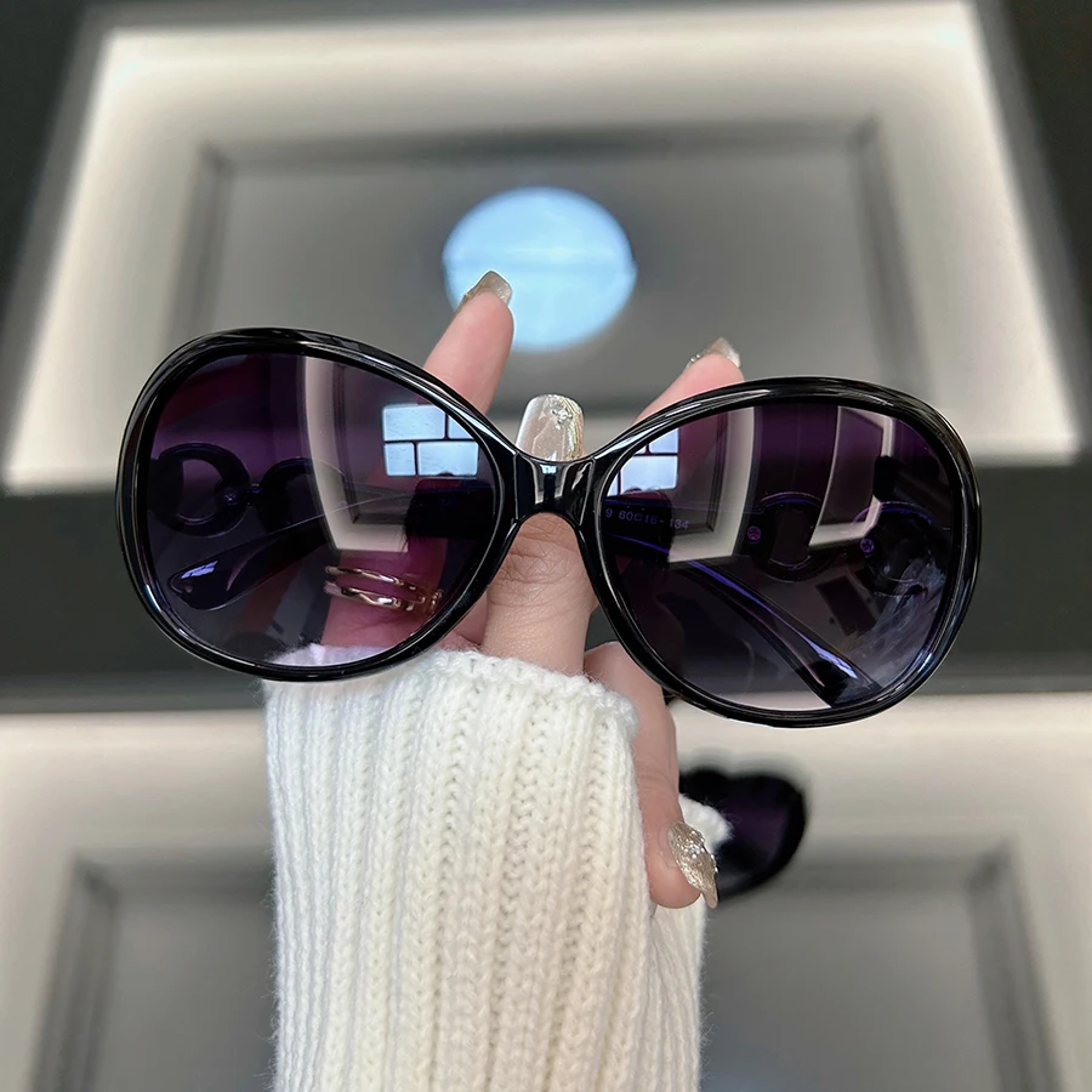Classic Square Vintage Sunglasses for Women and Men Retro Designer Frames – view 7