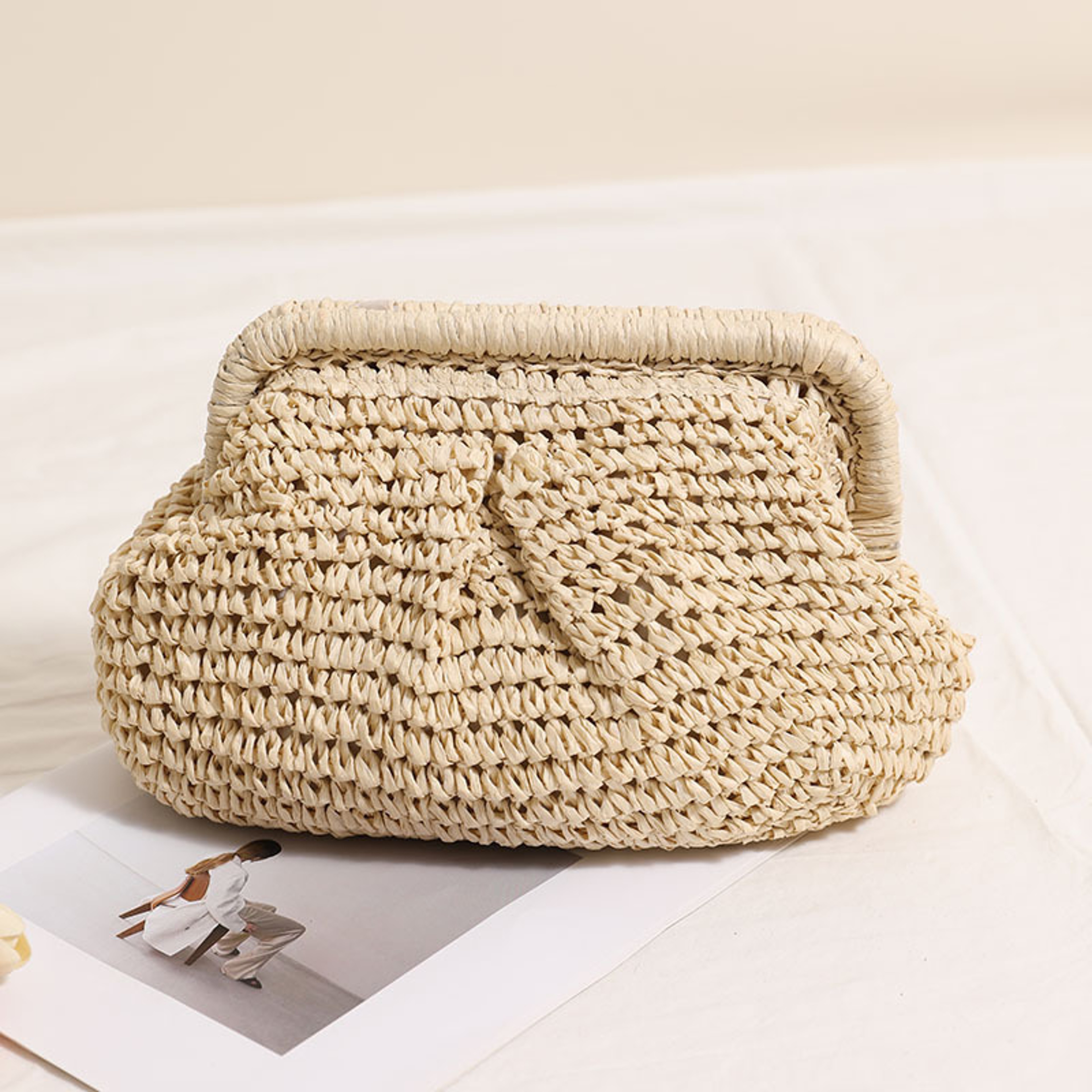 Lush Straw Woven Crossbody Bag – view 4