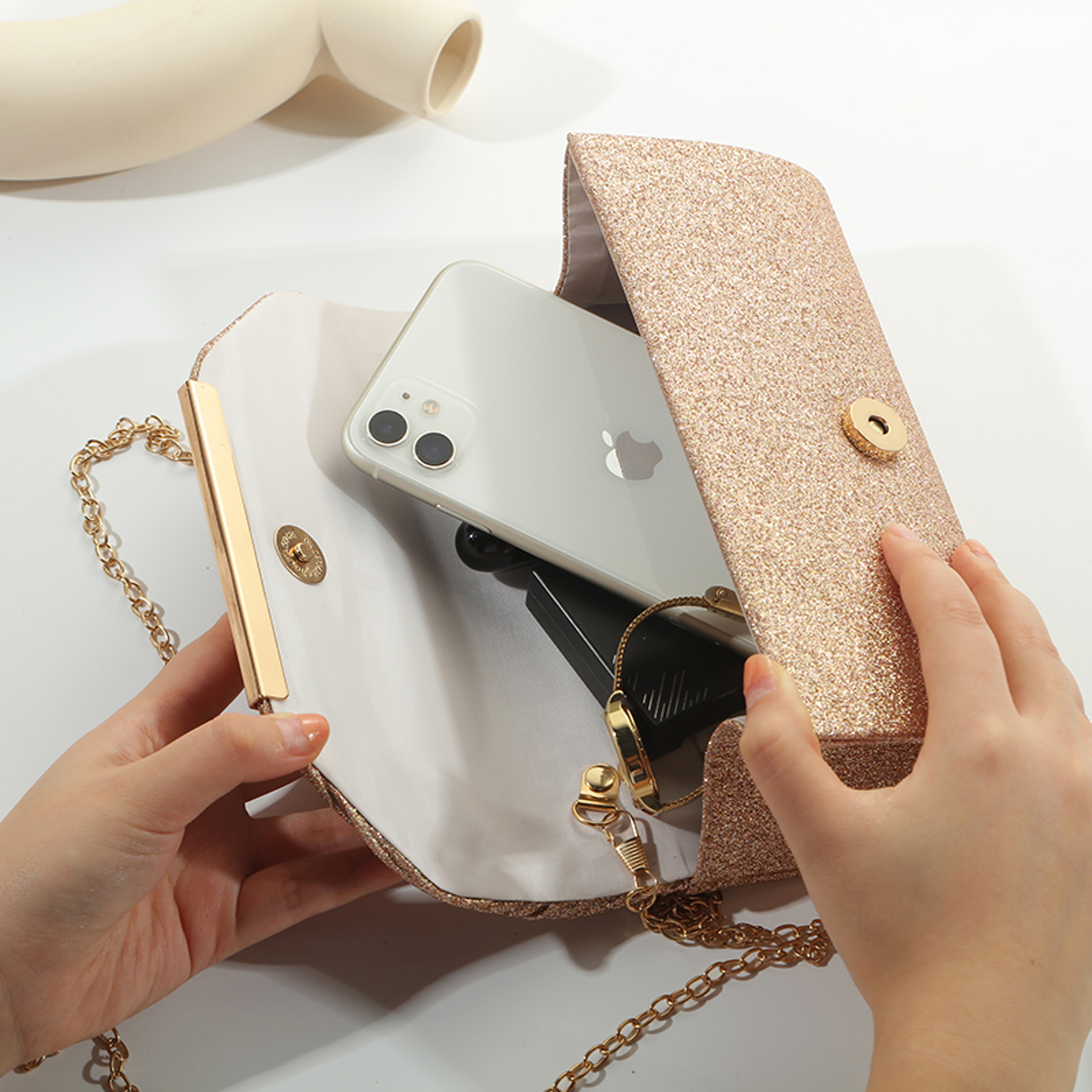 Lumina Chain Evening Clutch – view 6