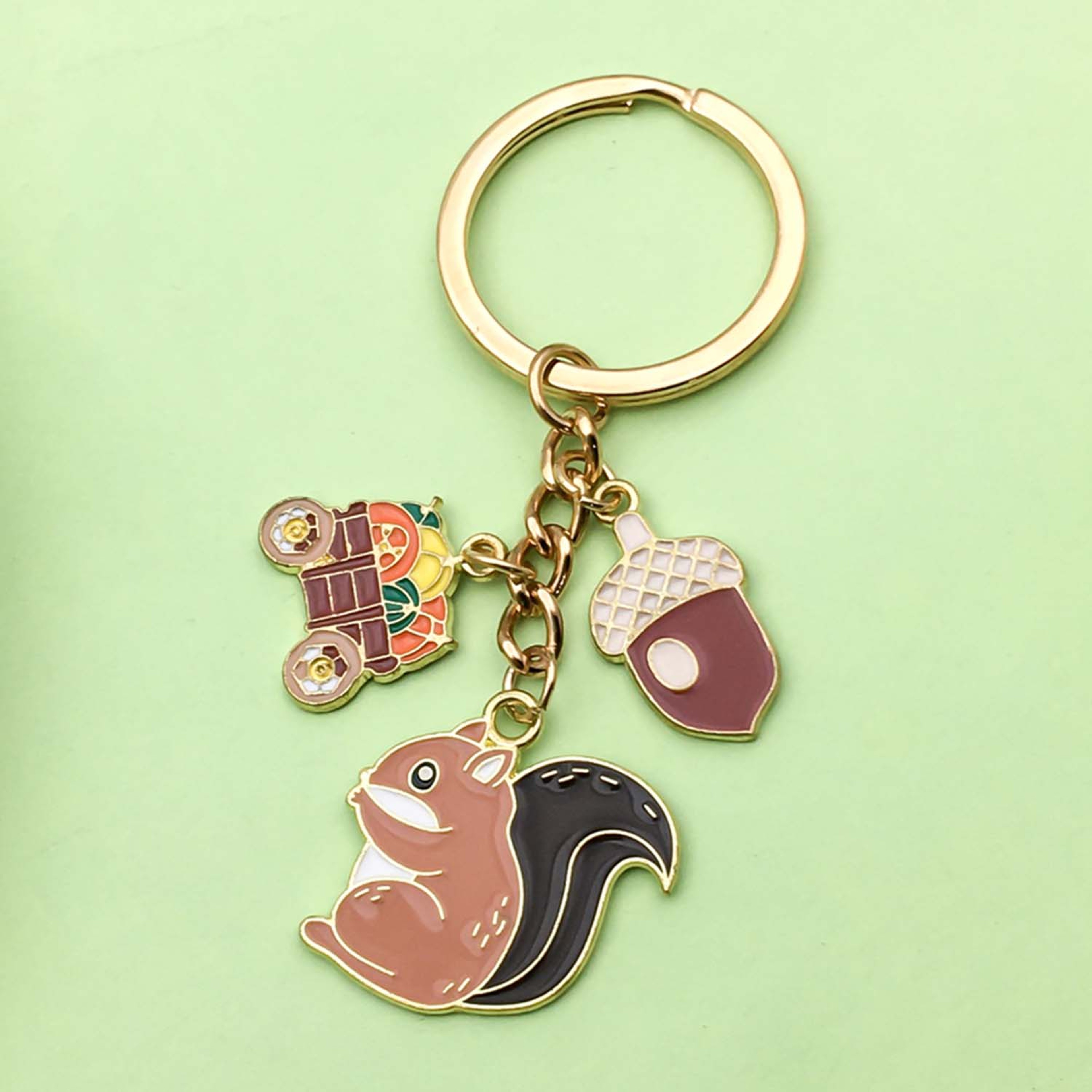 Adorable Cute Squirrel Keychain With Pine Cone Design For Car Keys And Backpacks 2