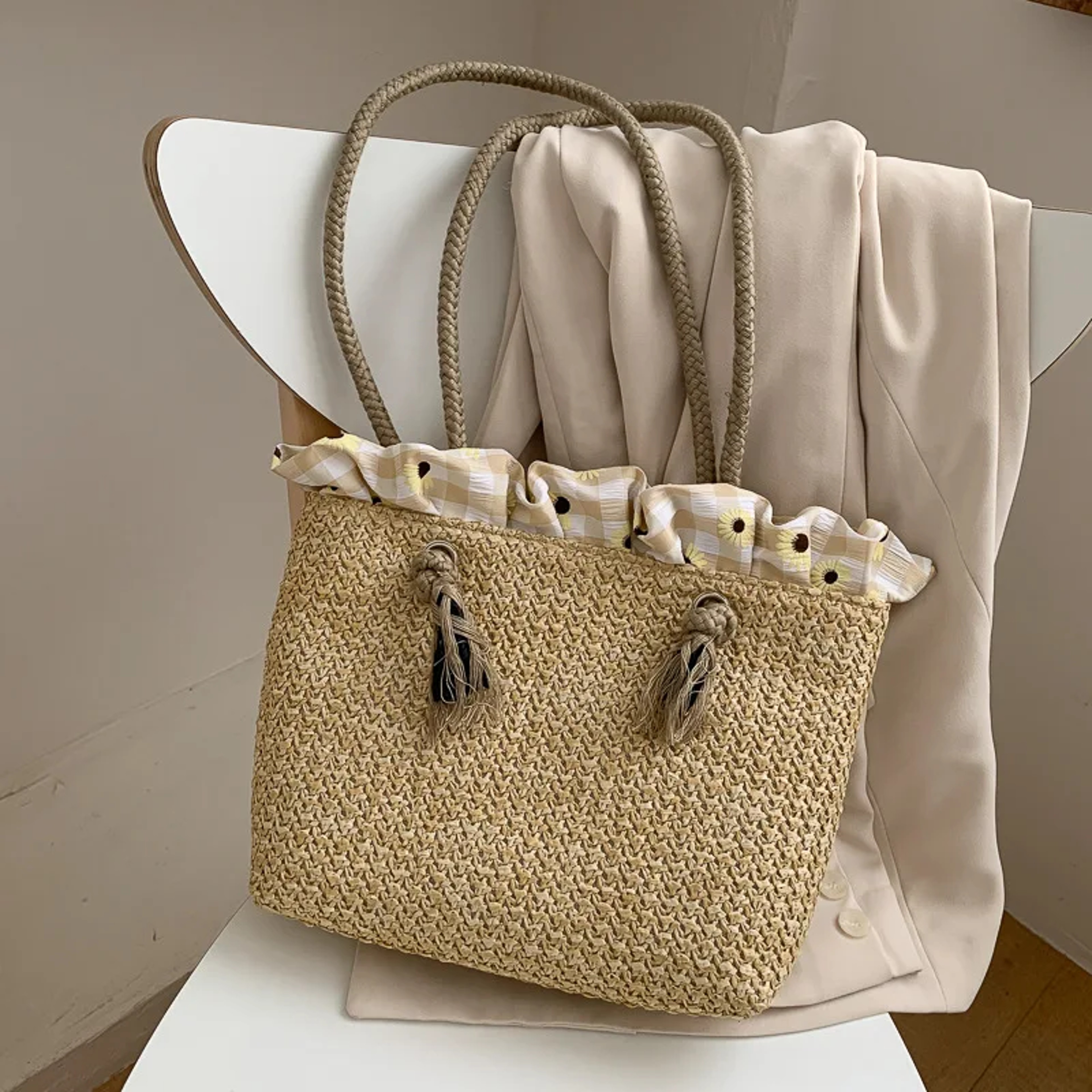 Korean Style Large Capacity Woven Straw Tote Bag for Summer Beach and Casual Wear – view 8