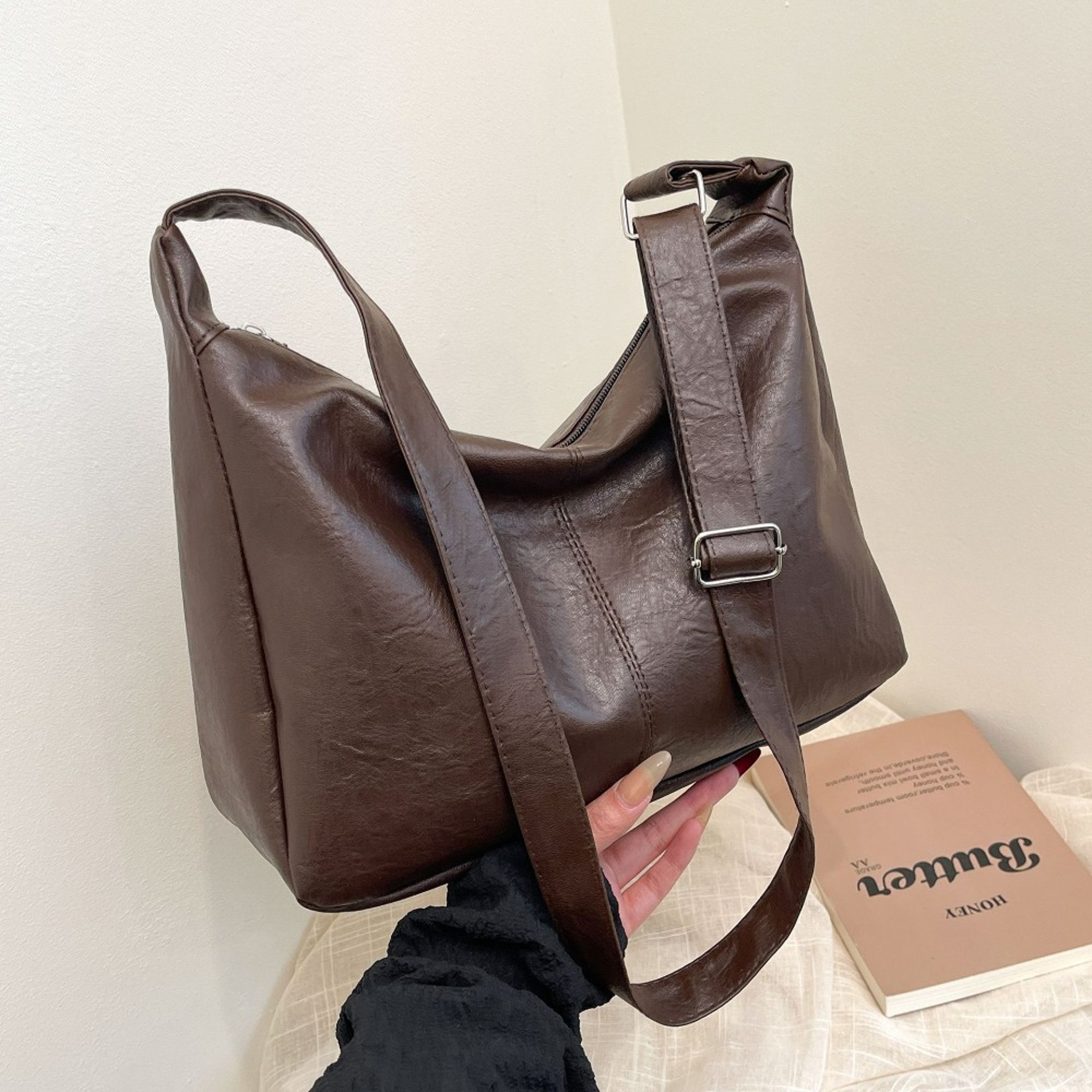 PU Leather Tote  Women Shoulder Bag  Elegant Designer Handbag And Luxury Messenger Bag 5