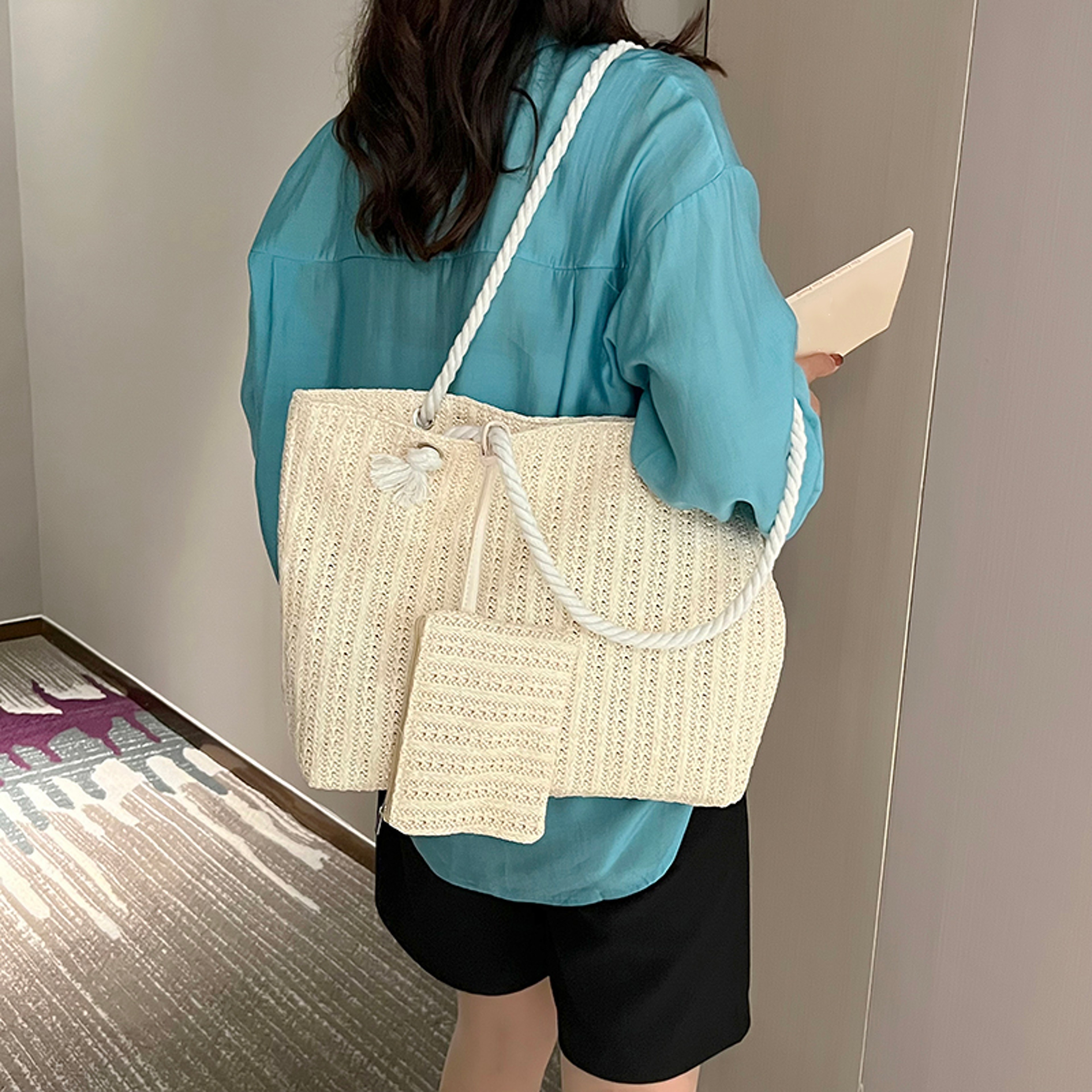 Woven Straw Tote Bag Large Capacity Summer Beach Handbag – view 3