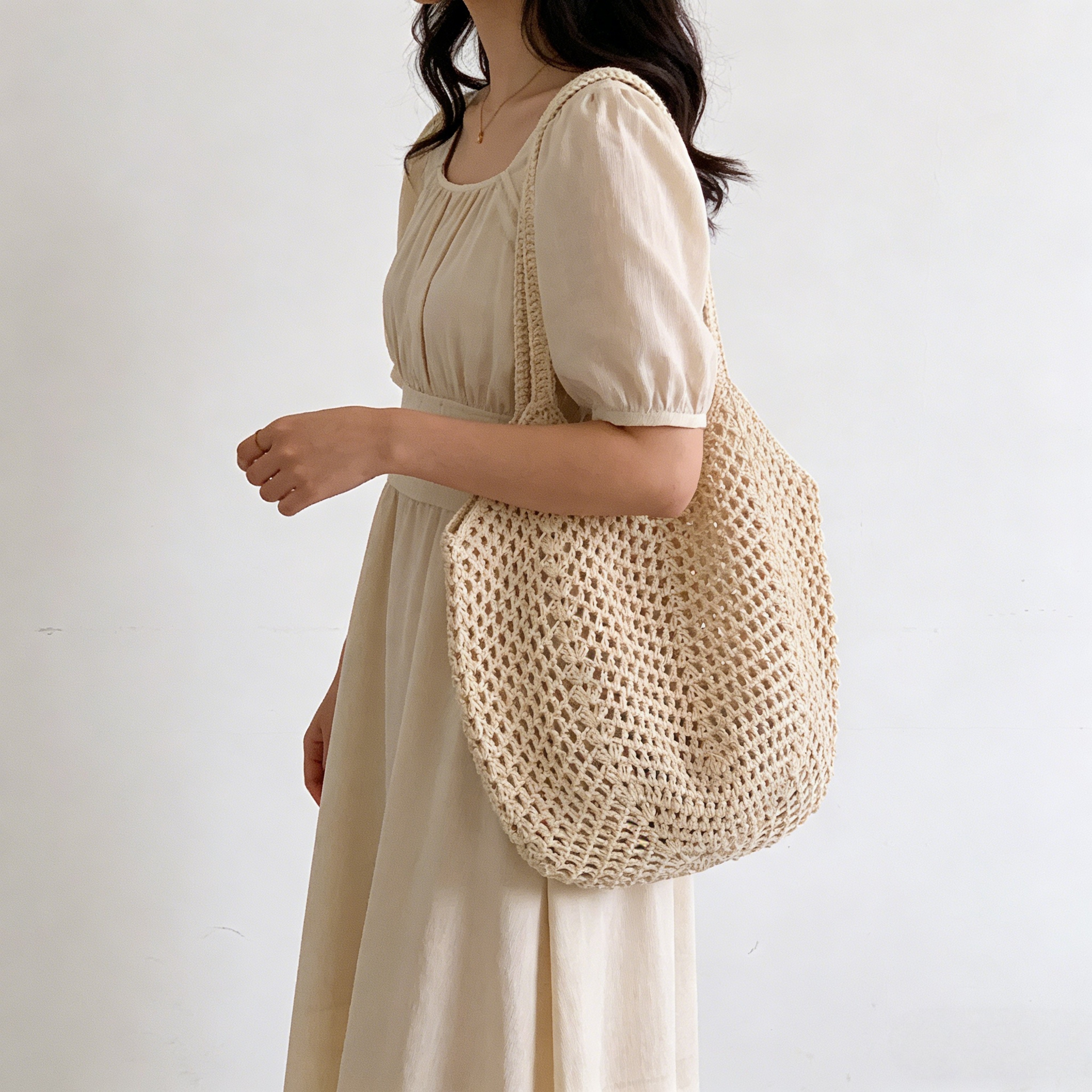 Woven Beach Bag For Women Stylish Summer Straw Tote  Holiday Market Bag 4