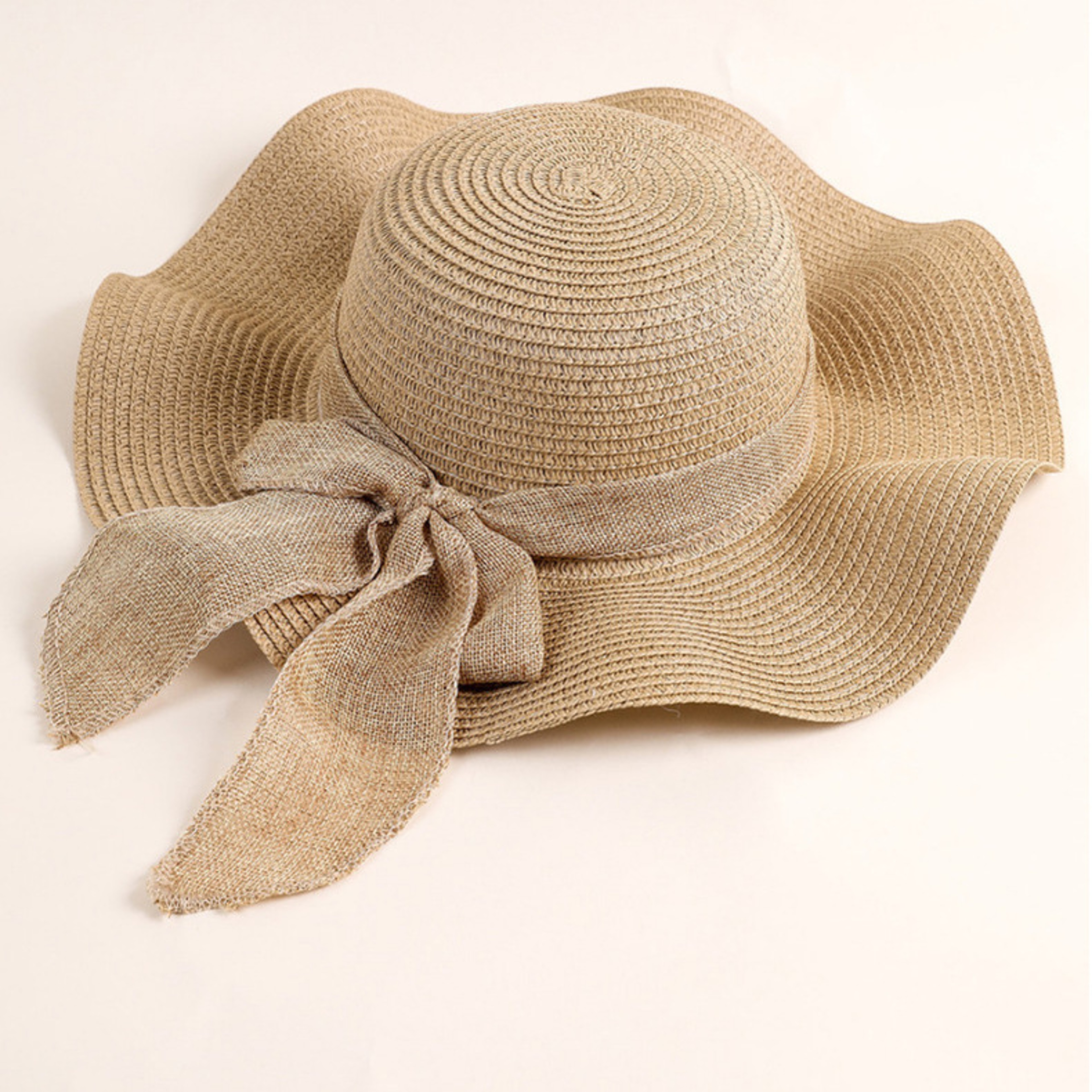 Luxe Oversize Straw Beach Hat With Bow For Women 3
