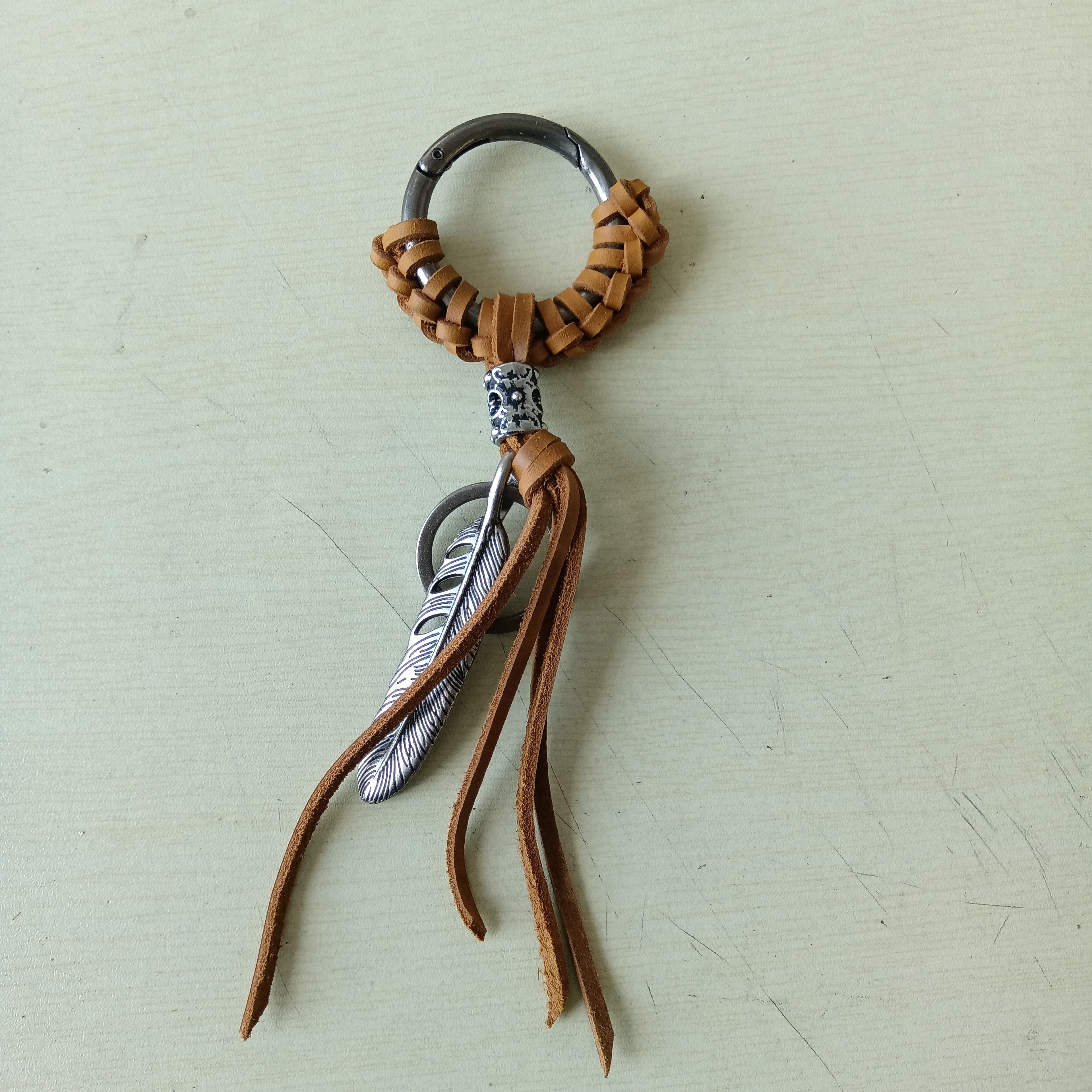 Fashion Leather Tassel Keychain for Women and Men Bag Charm – view 8