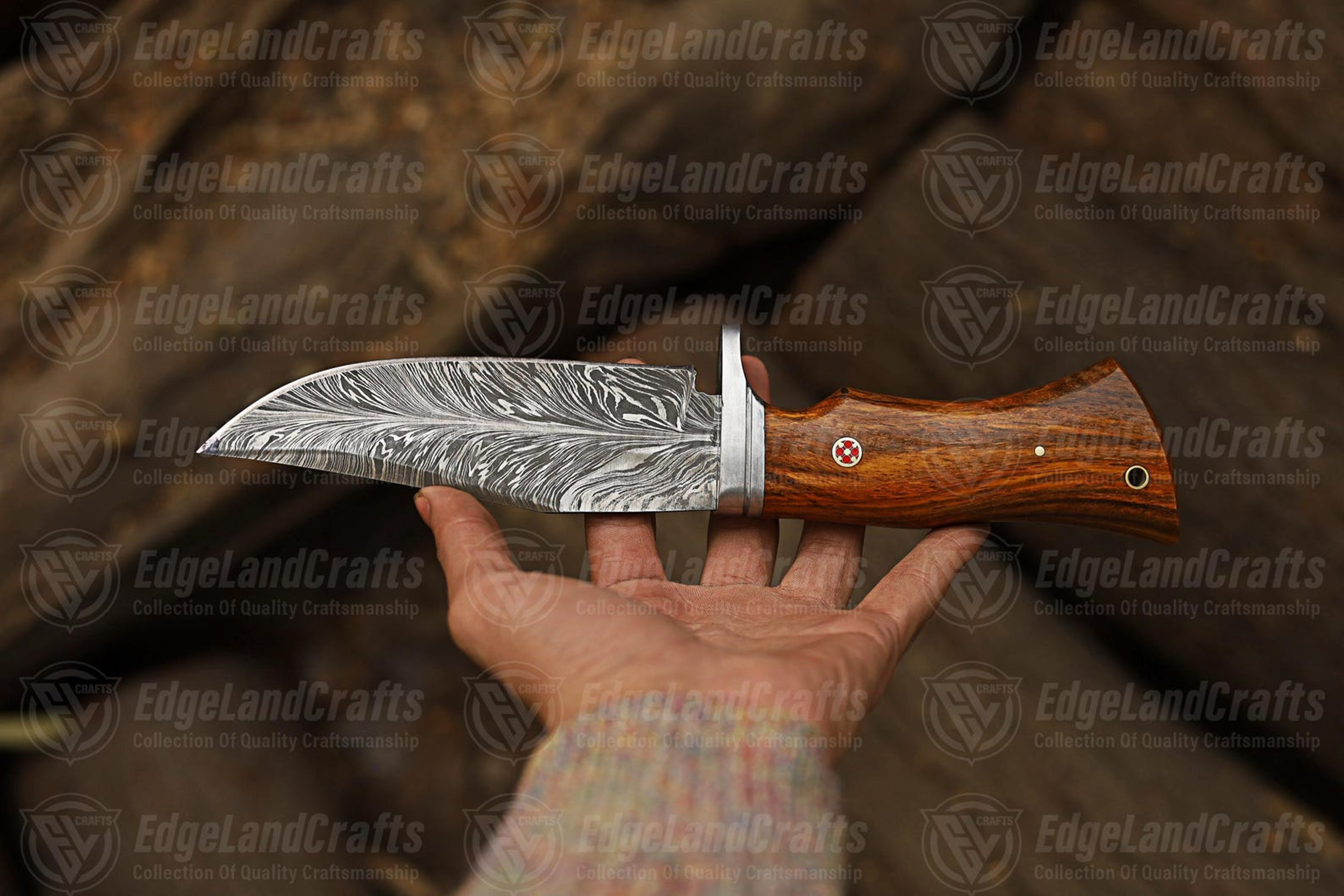 Handcrafted Fixed Blade Hunting Knife With Damascus Steel Blade And Rosewood Handle  Perfect Outdoo