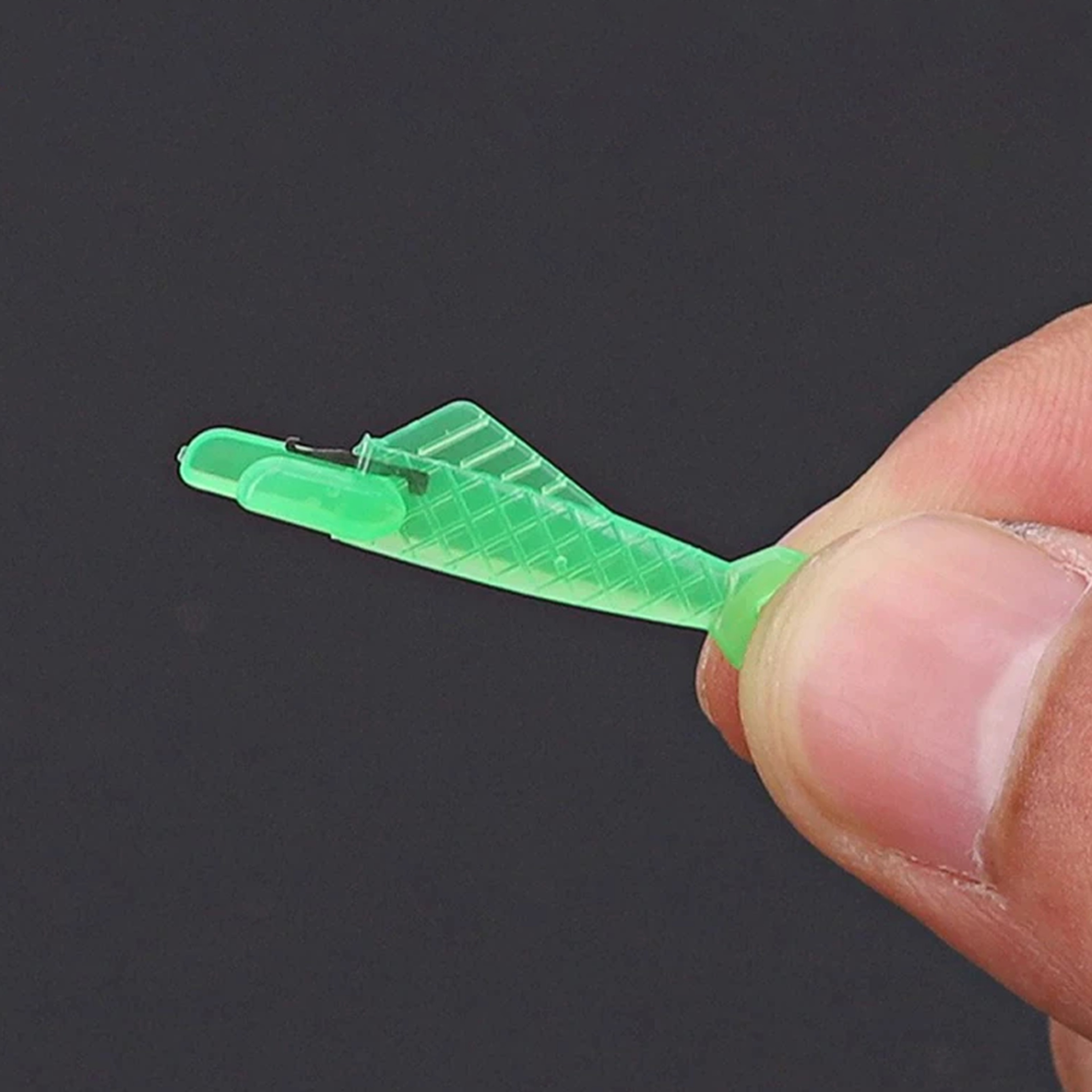 Sewing Machine Needle Threader – view 6