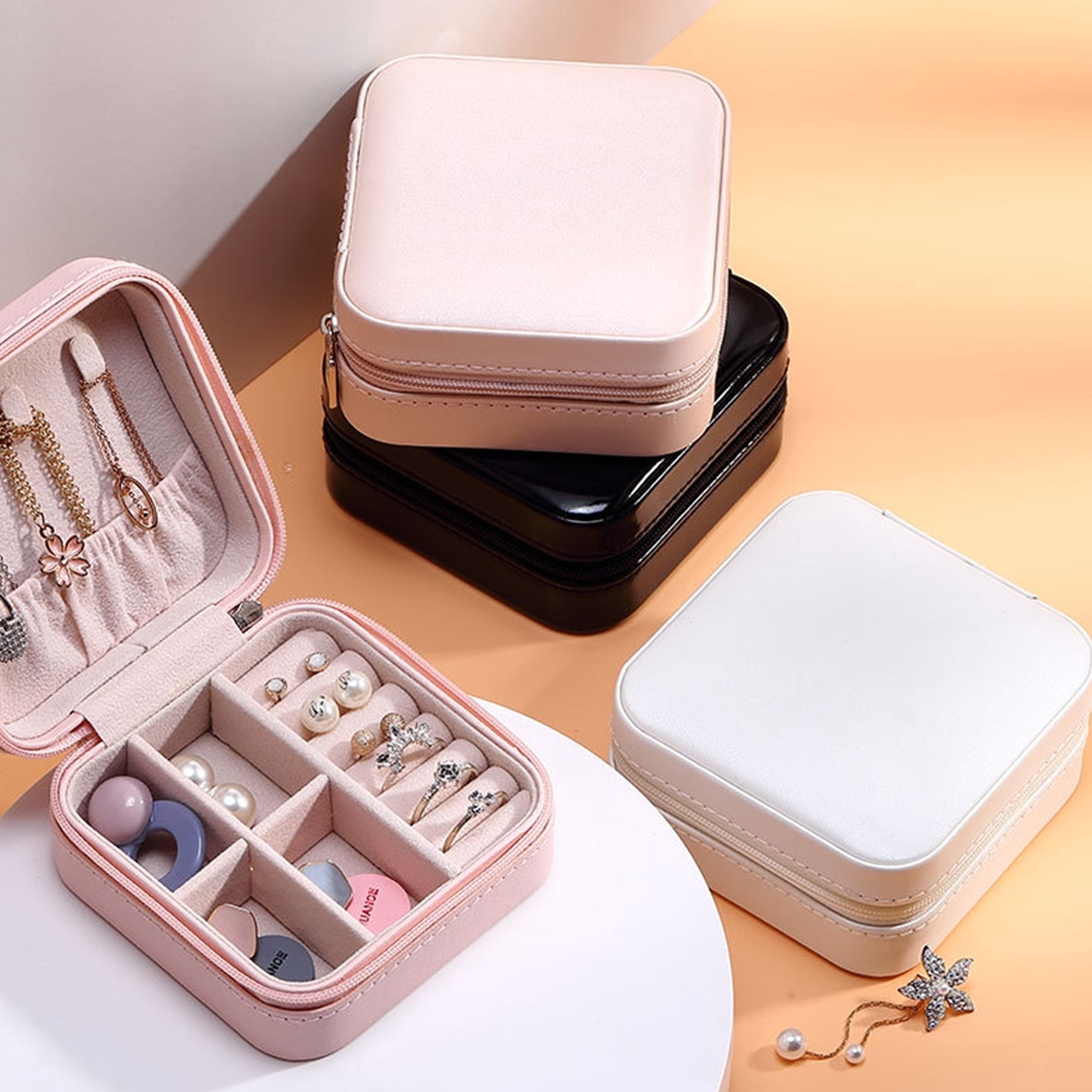 PU Leather Jewelry Organizer – view 2