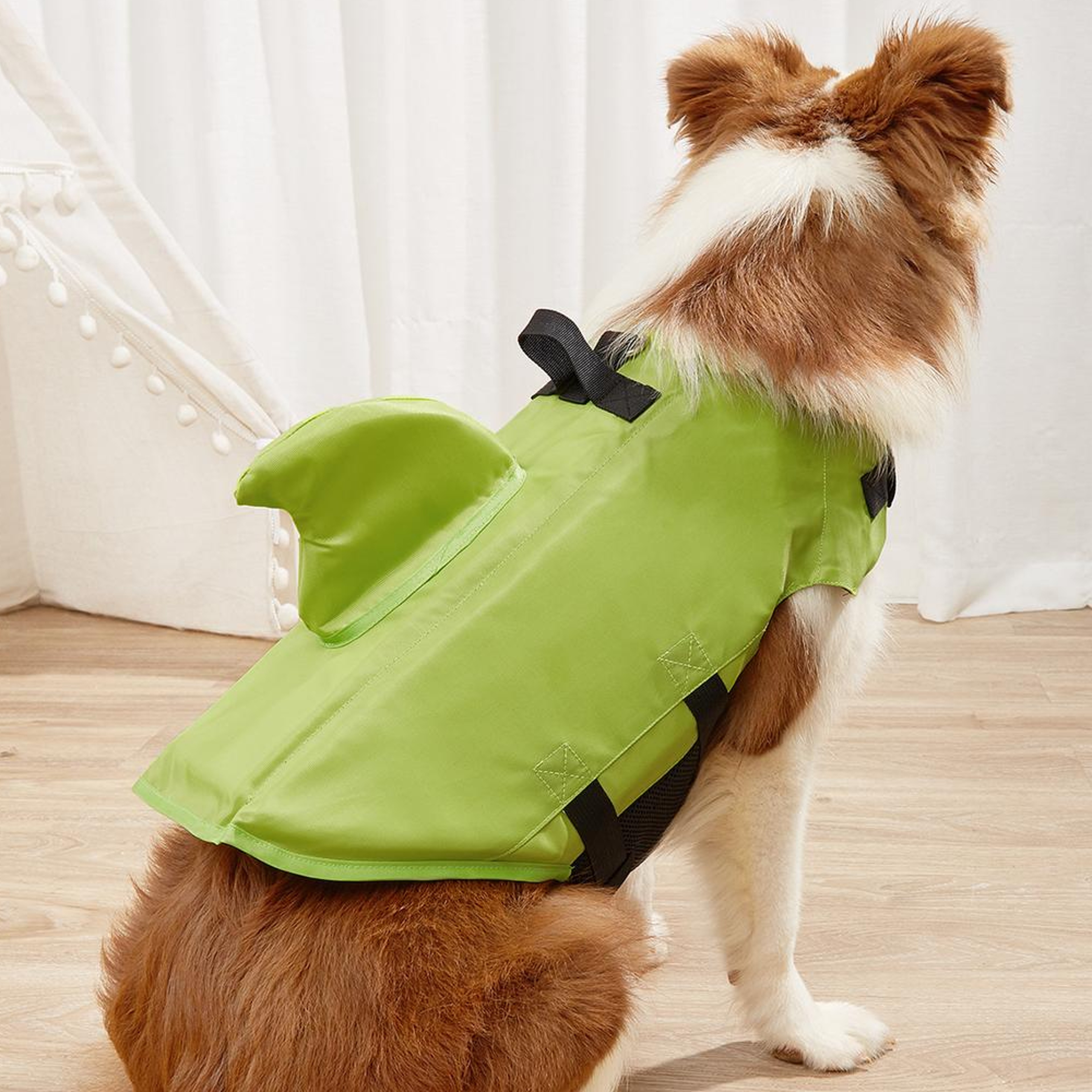 Shark Dog Safety Life Jacket – view 1