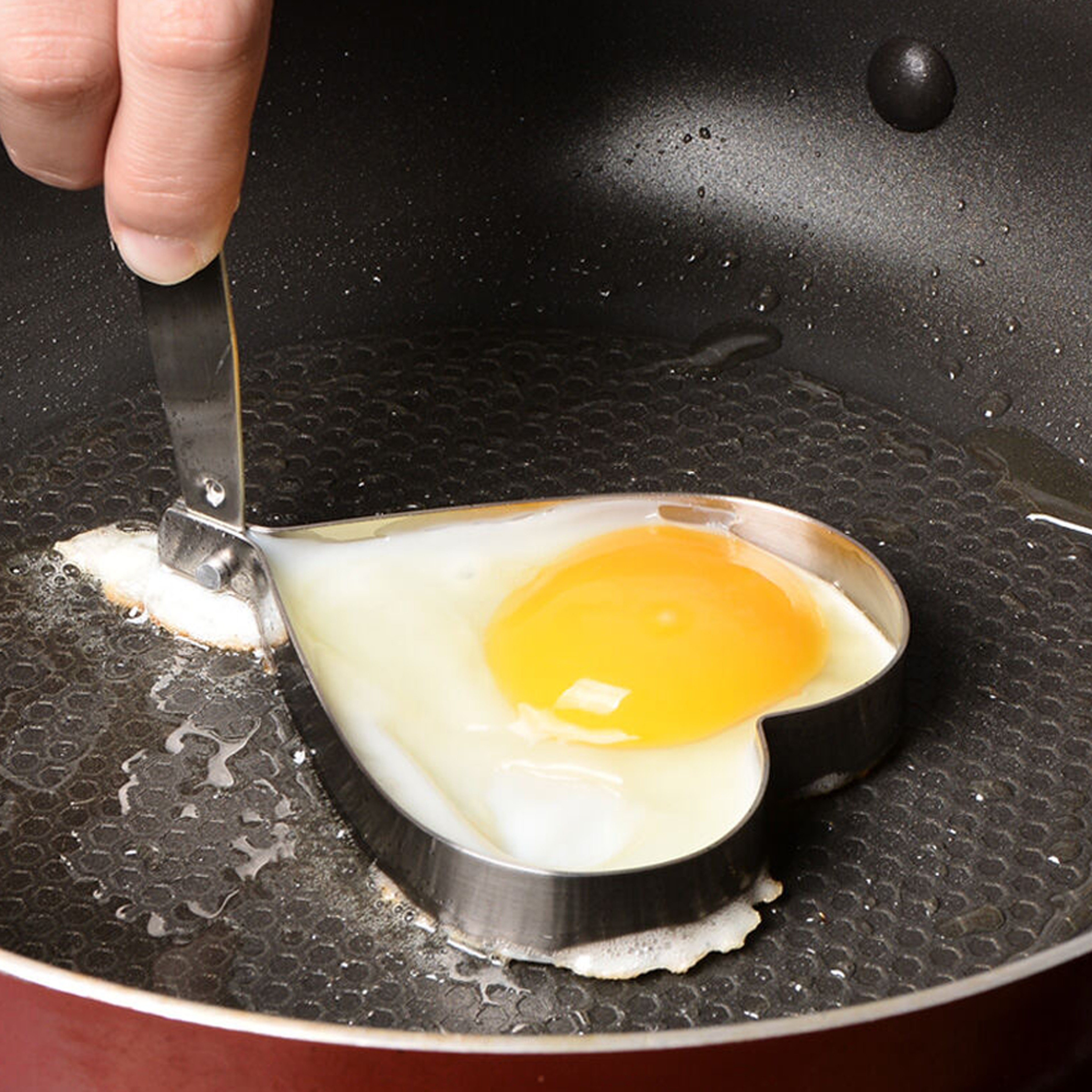 Heart-Shaped Egg Fryer – view 1
