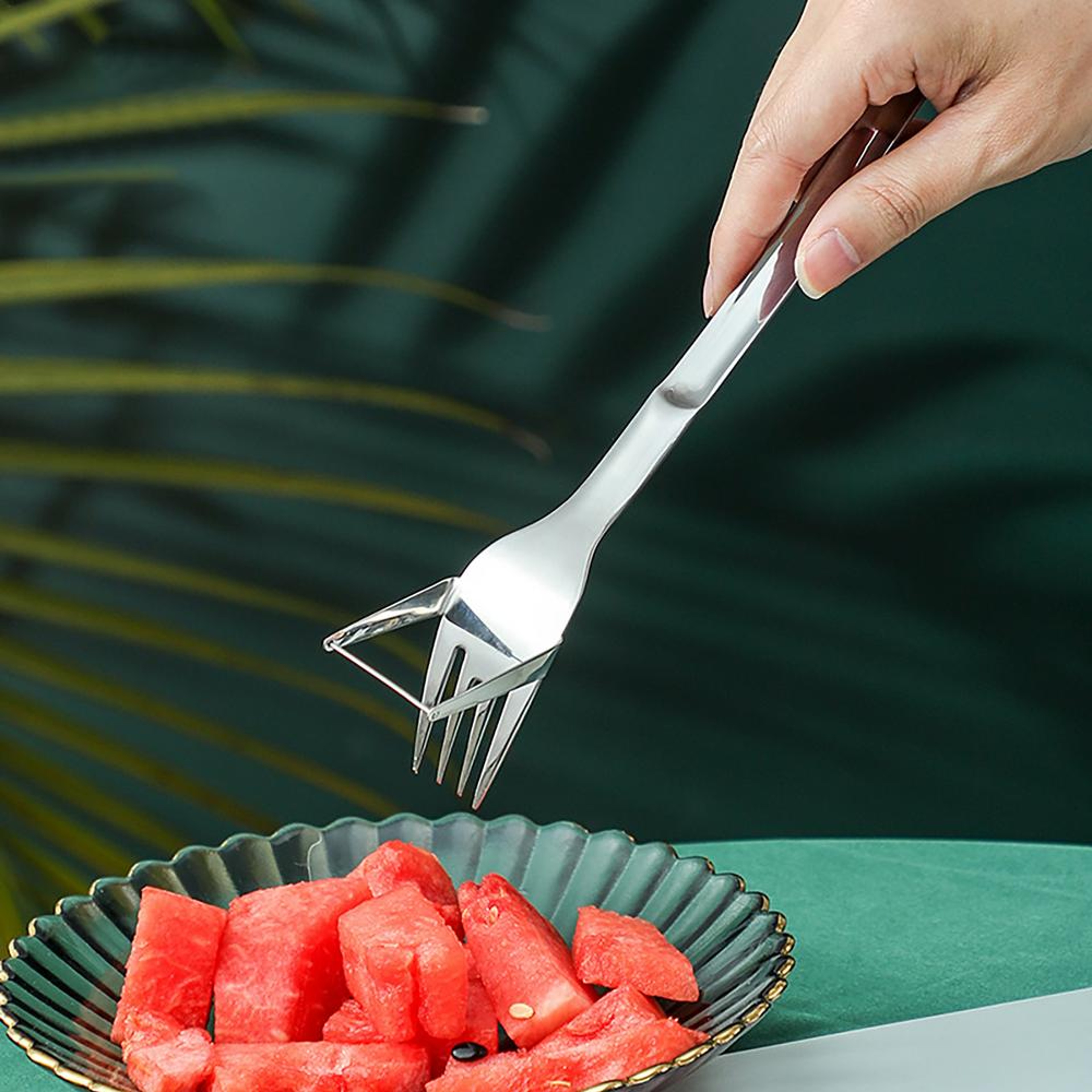 2 In 1 Watermelon Fork Slicer – view 3