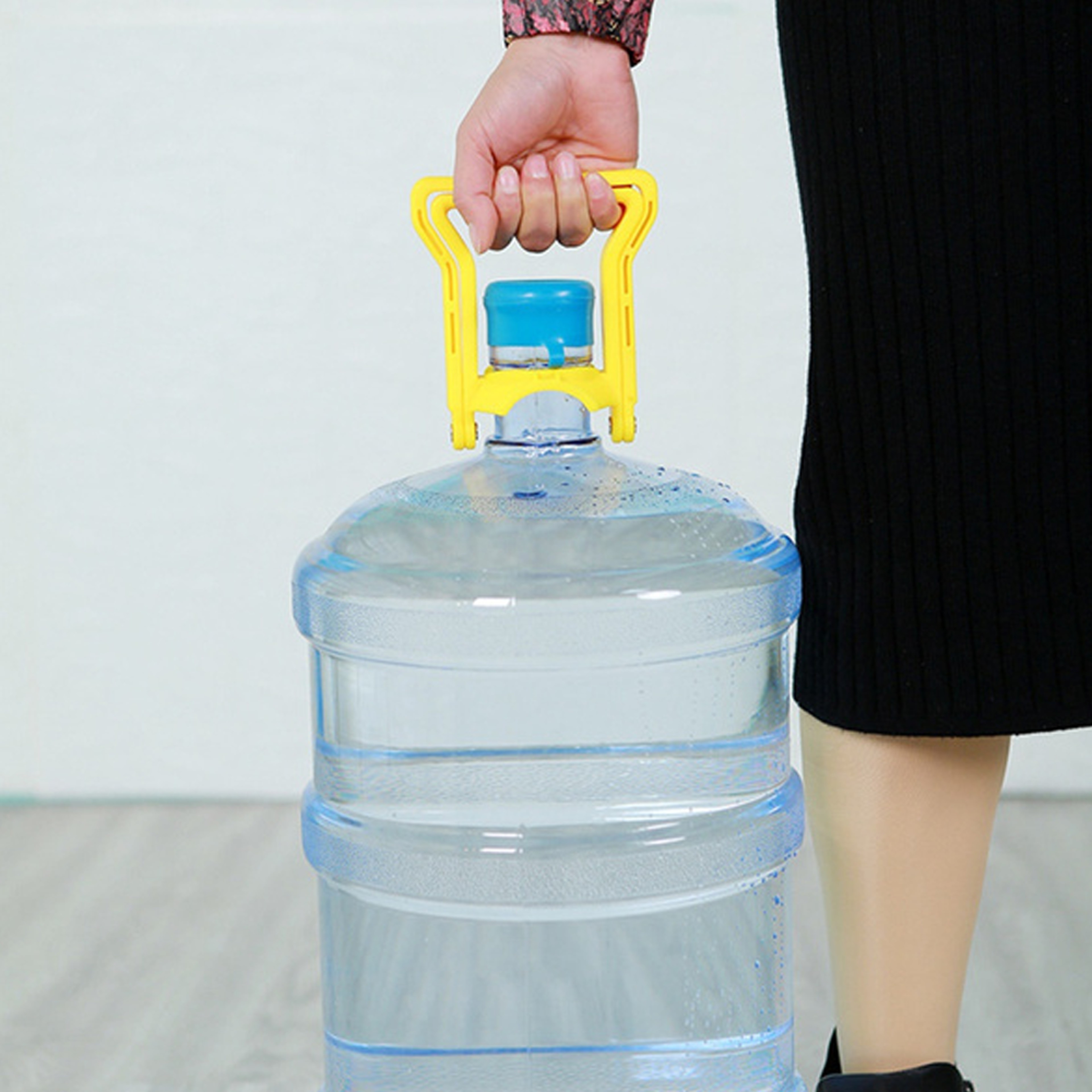 Water Bottle Handle Lifter – view 3