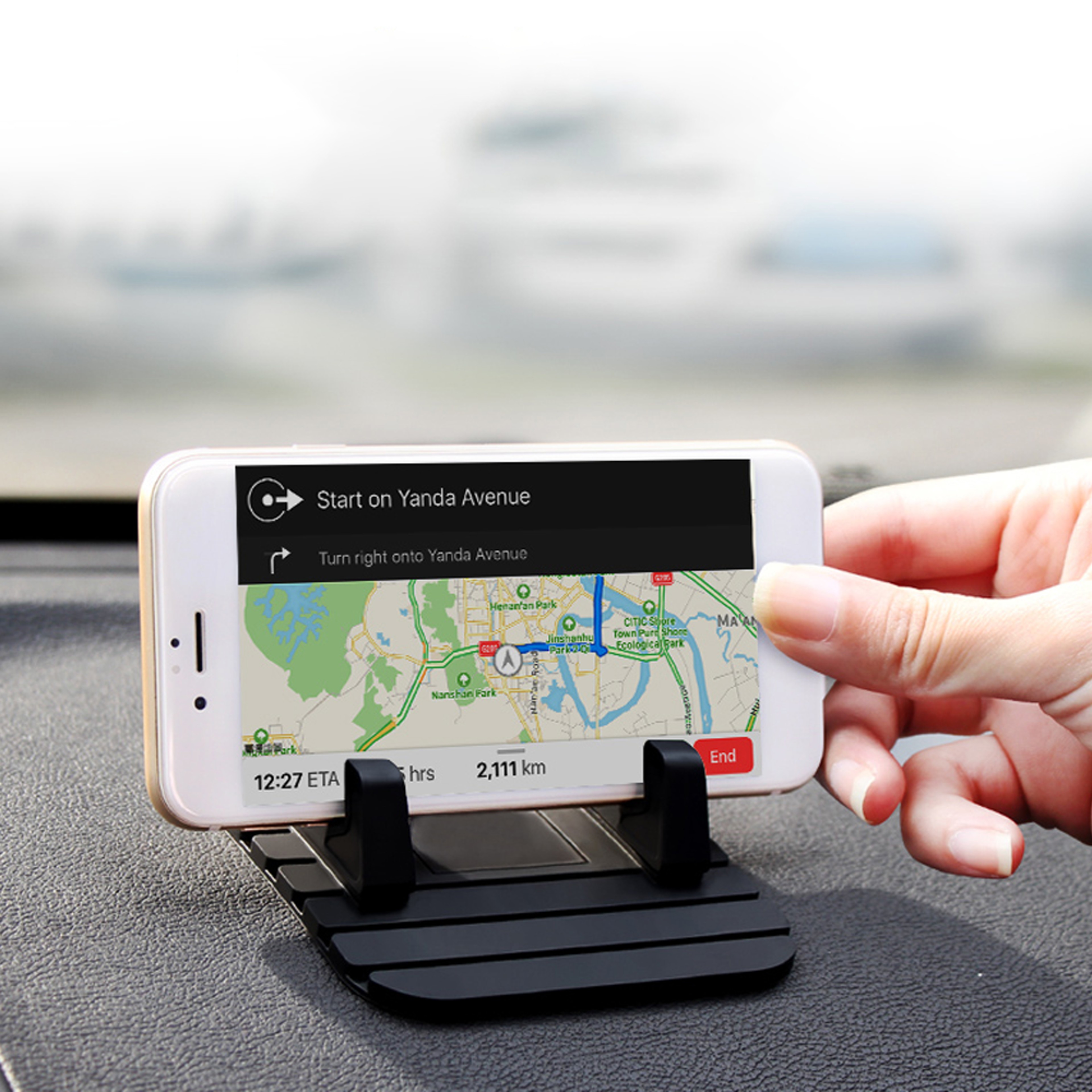 StableFold Dashboard Phone Holder – view 6