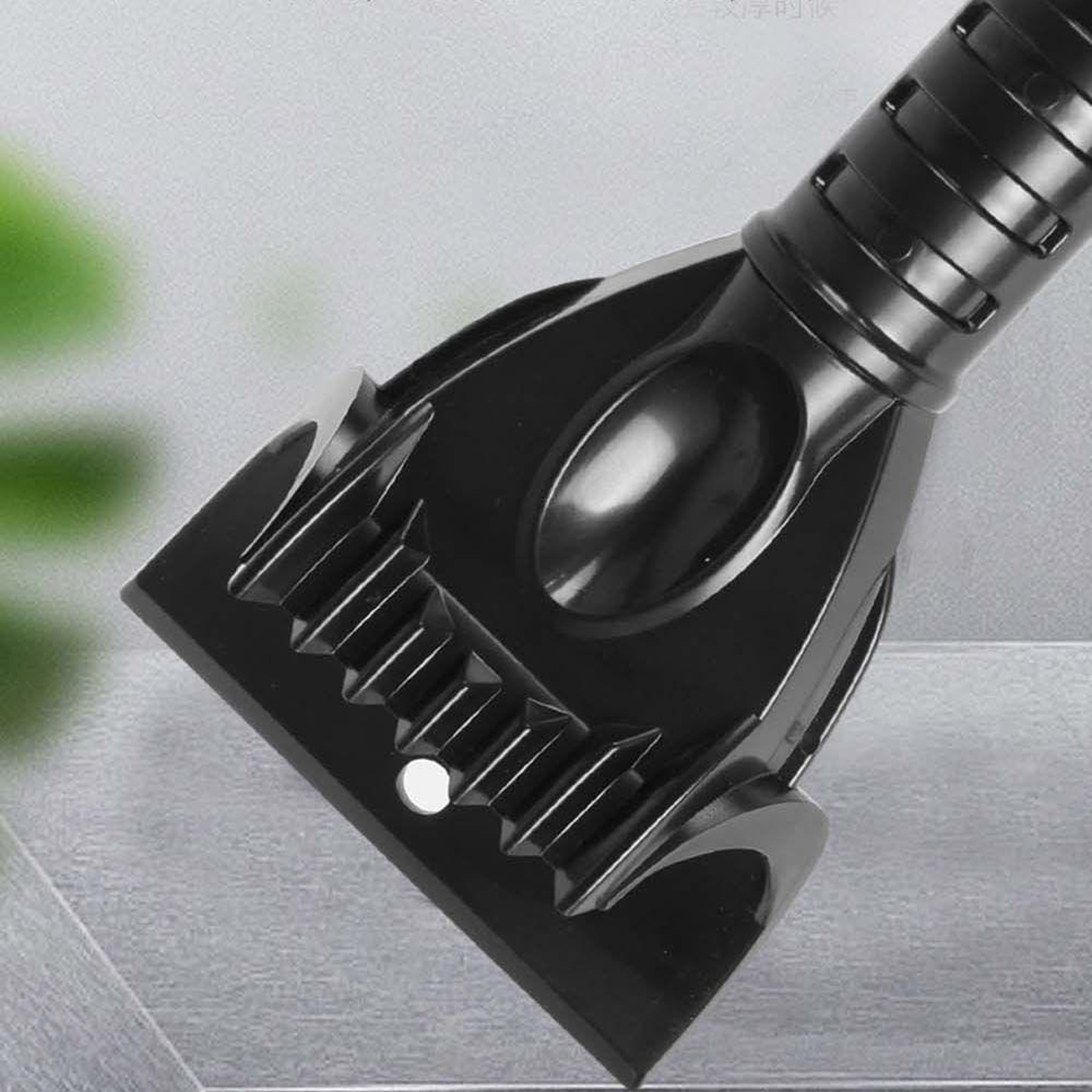 Three-In-One Vehicle Snow Shovel – view 4