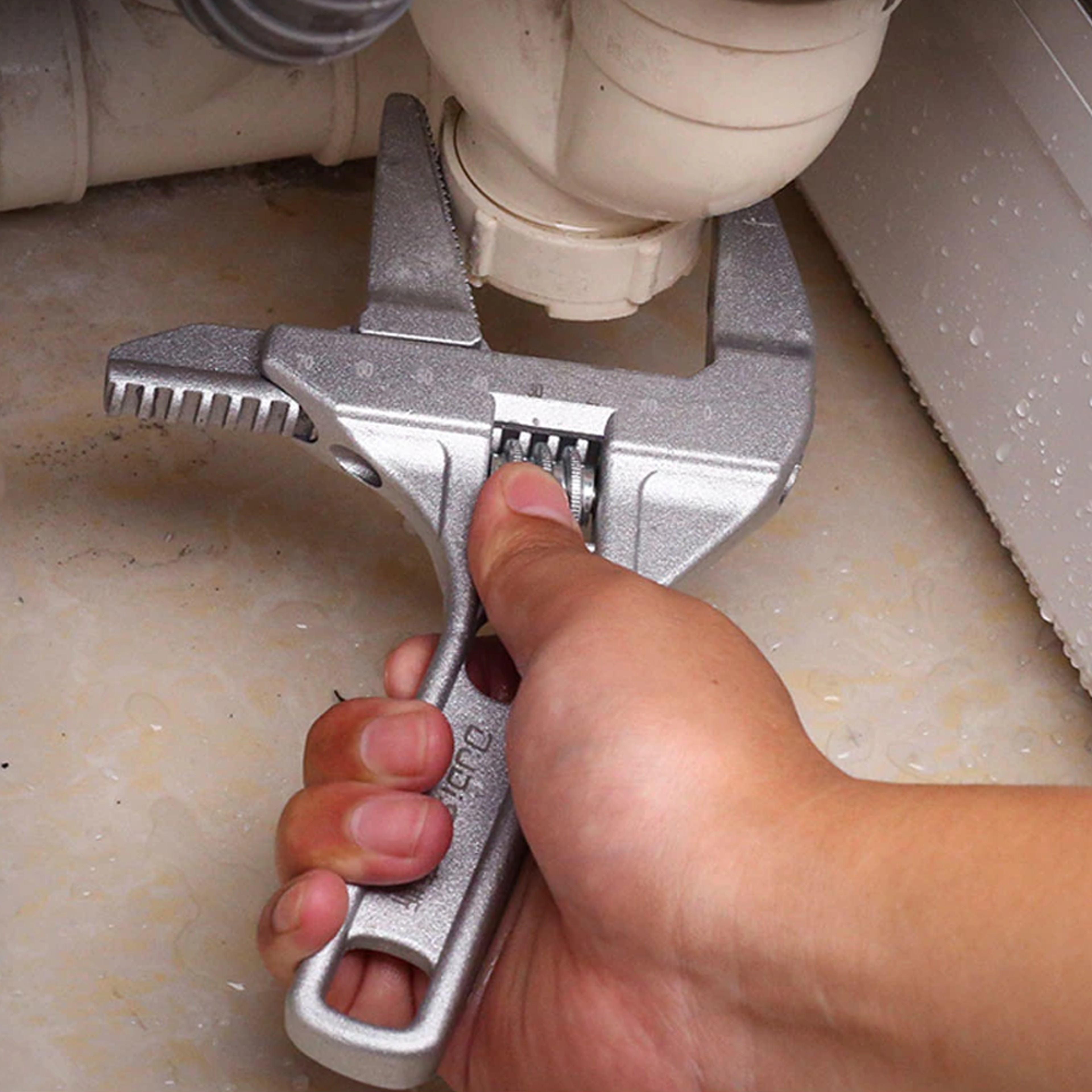 Aluminum Adjustable Wrench – view 1