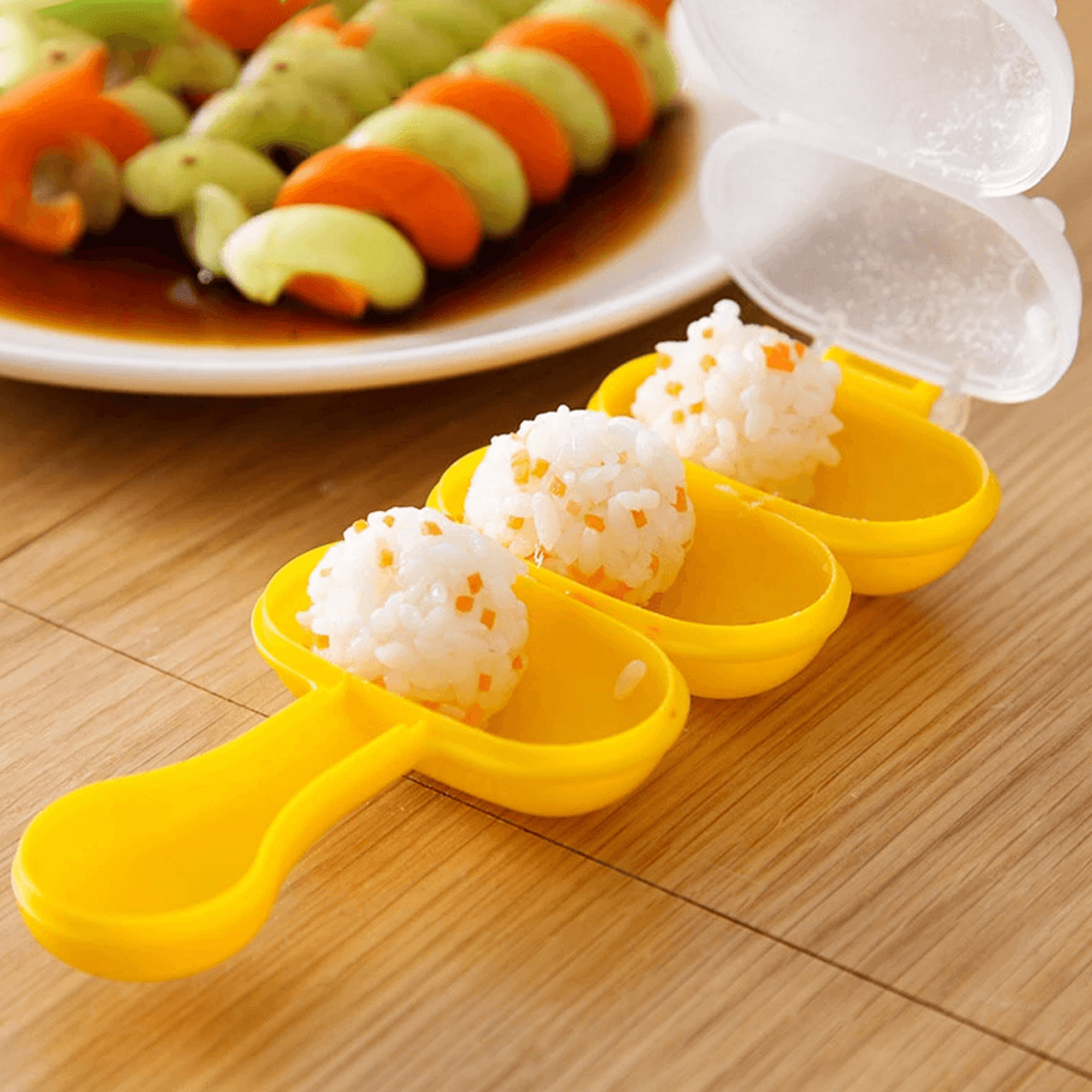 Creative Sushi Rice Ball Shaker Mold – view 3