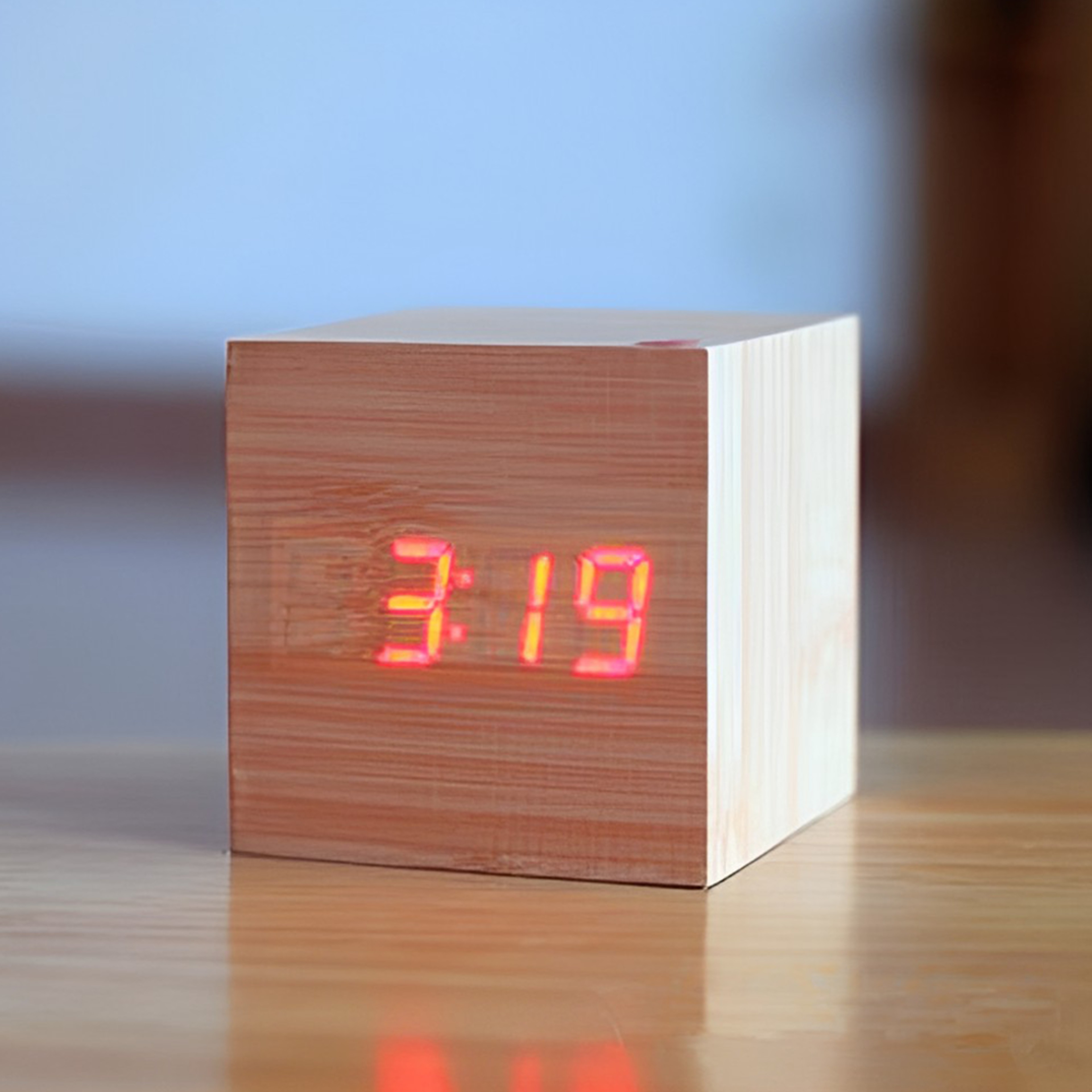 Modern Digital Clock – view 3