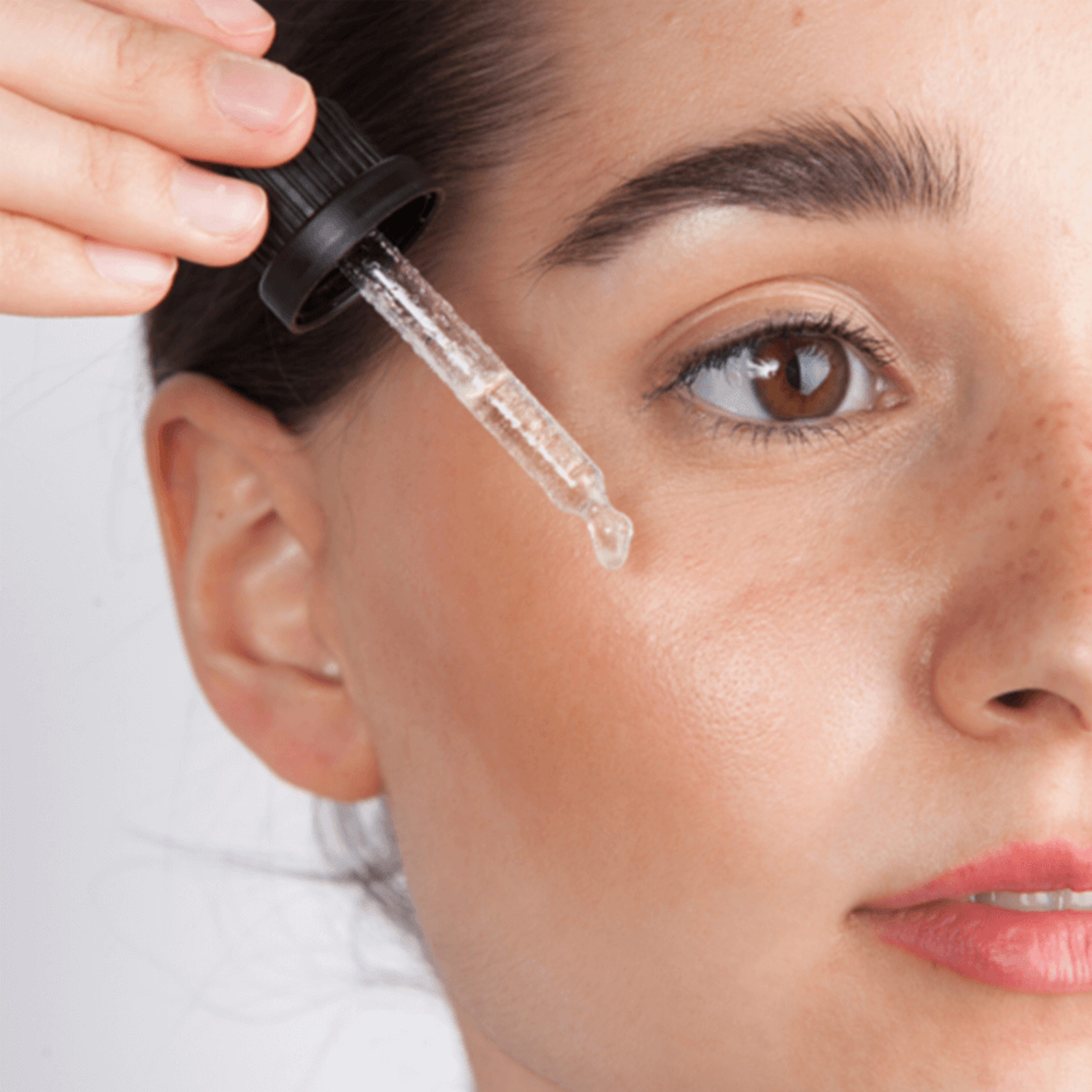 Organic Skin Spot Purifying Serum – view 2