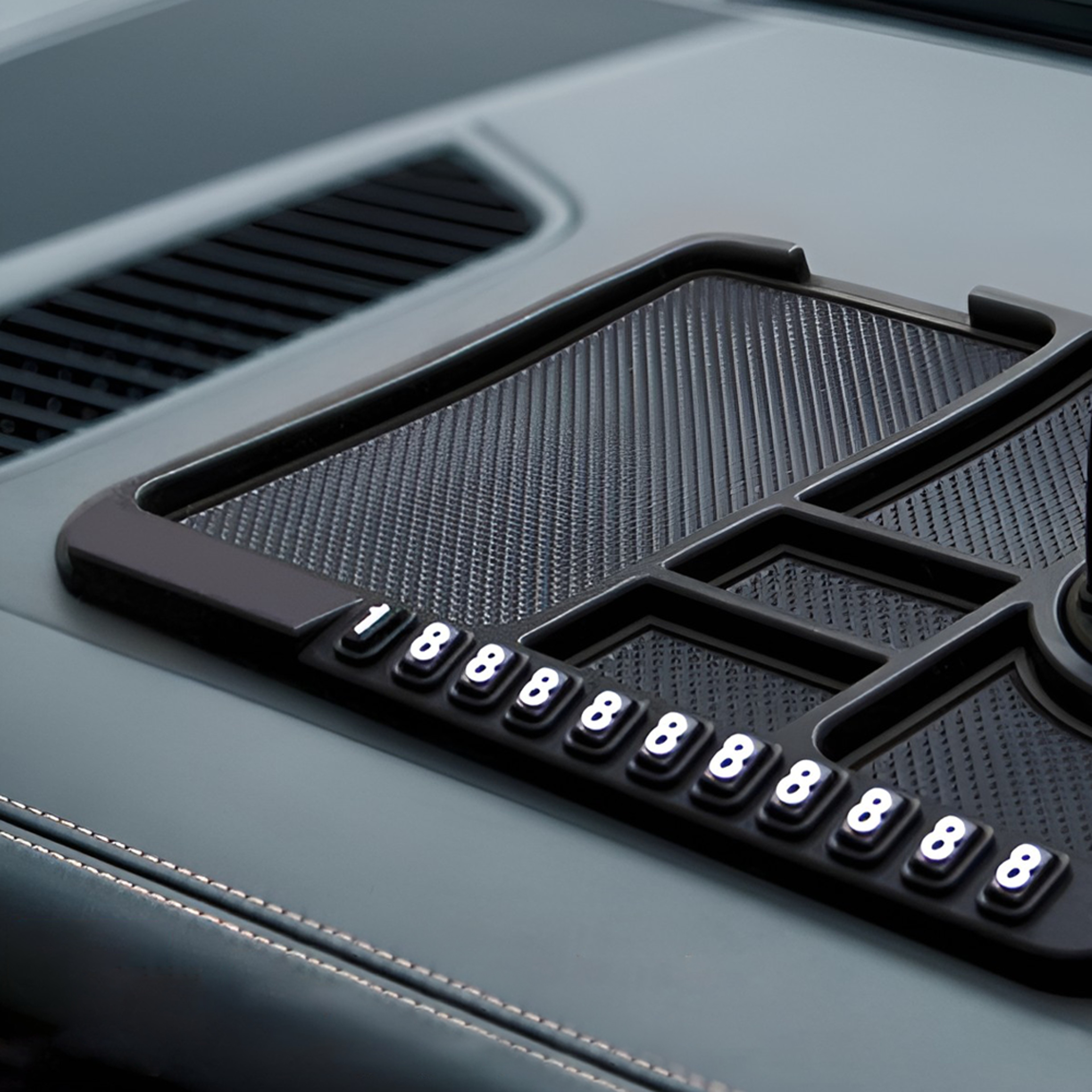 Non-Slip Phone Pad For Car – view 4