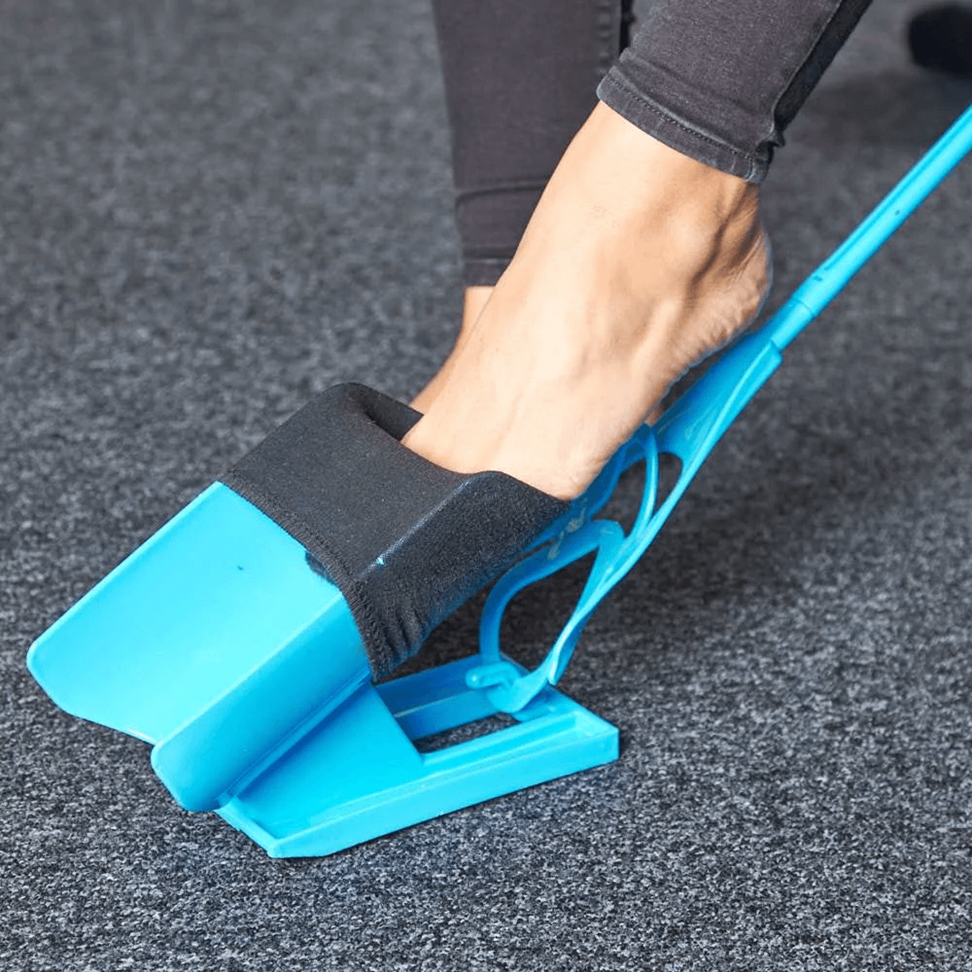 Sock Helper Tool – view 1