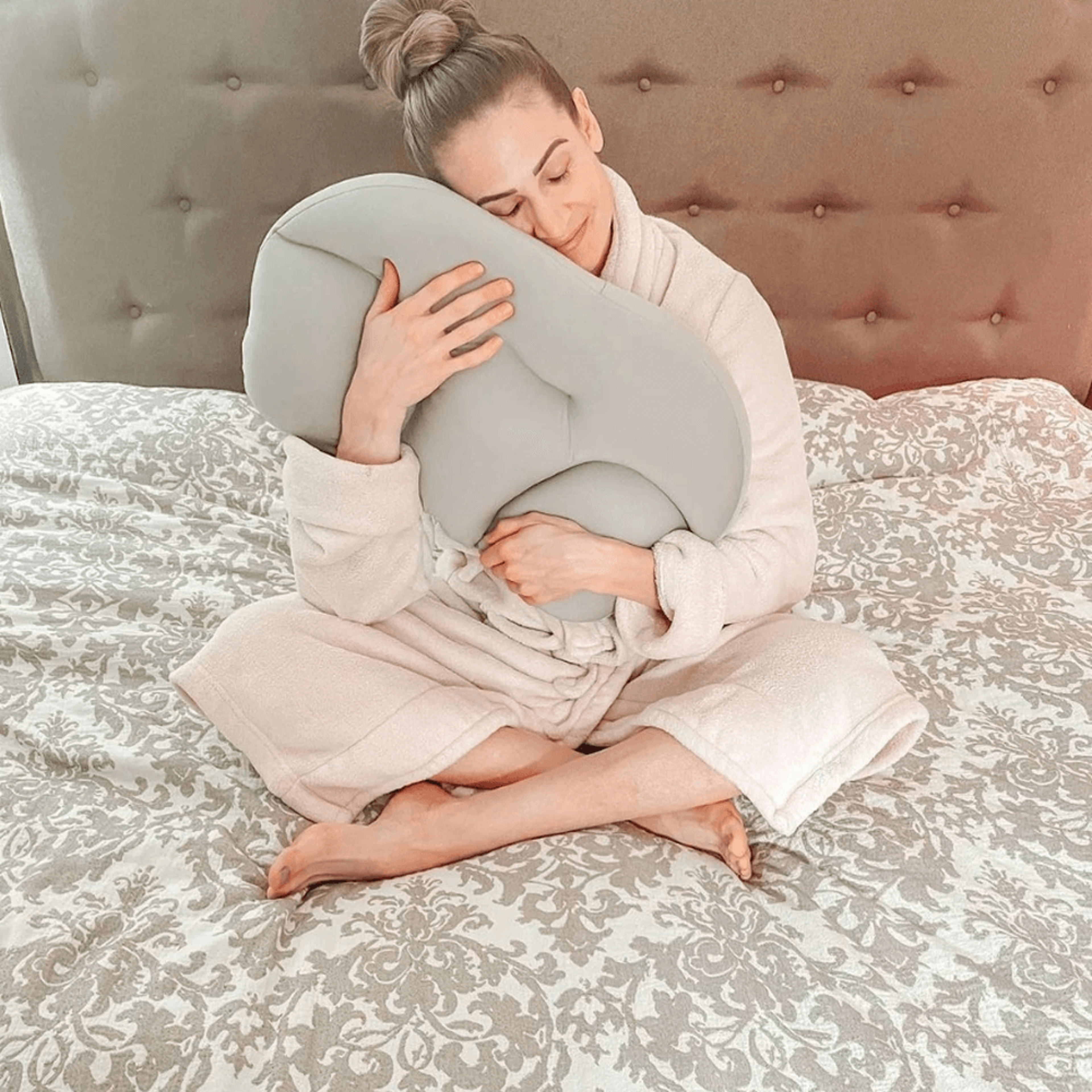 Sleep Cloud Pillow – view 3
