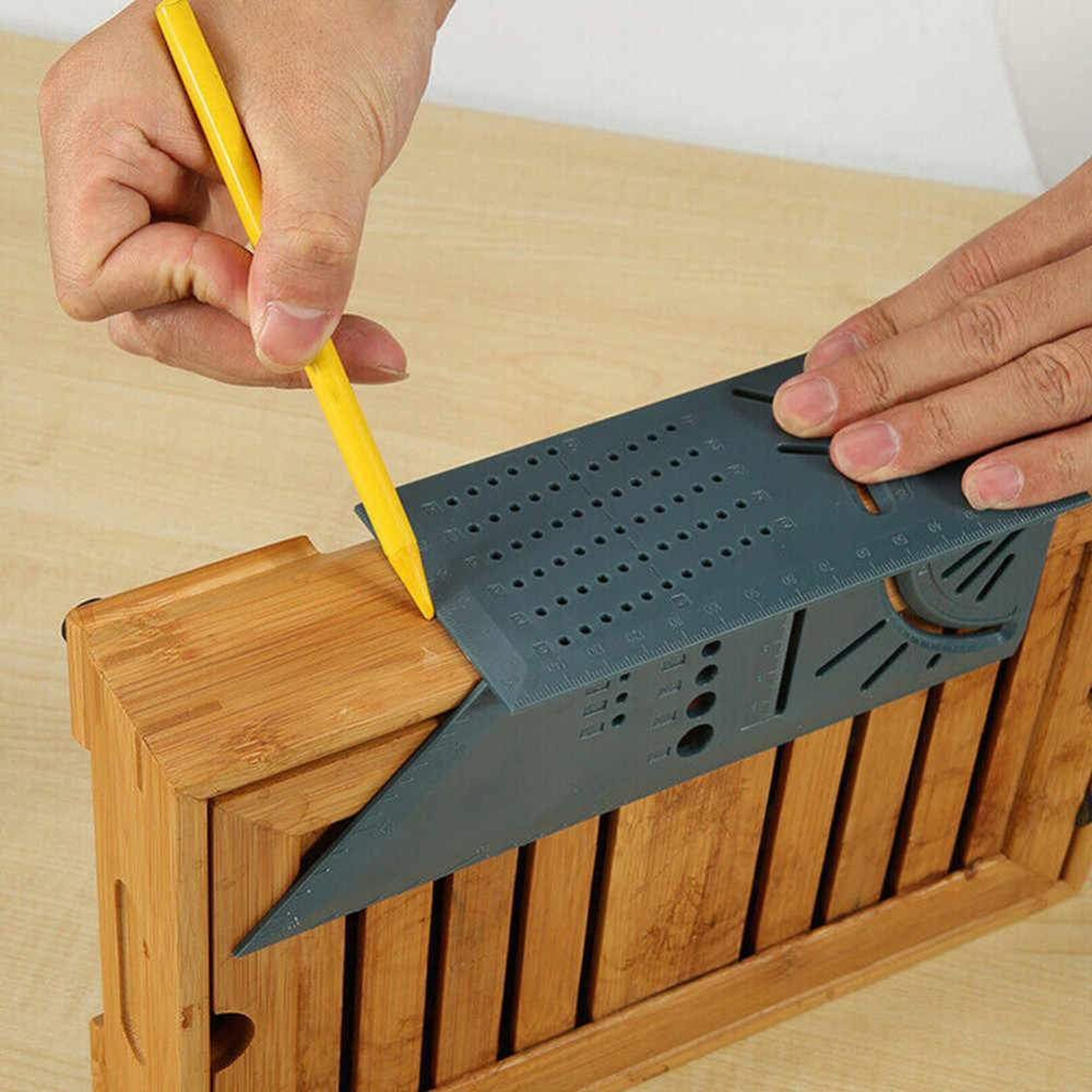 Woodworking Marker Tool – view 1