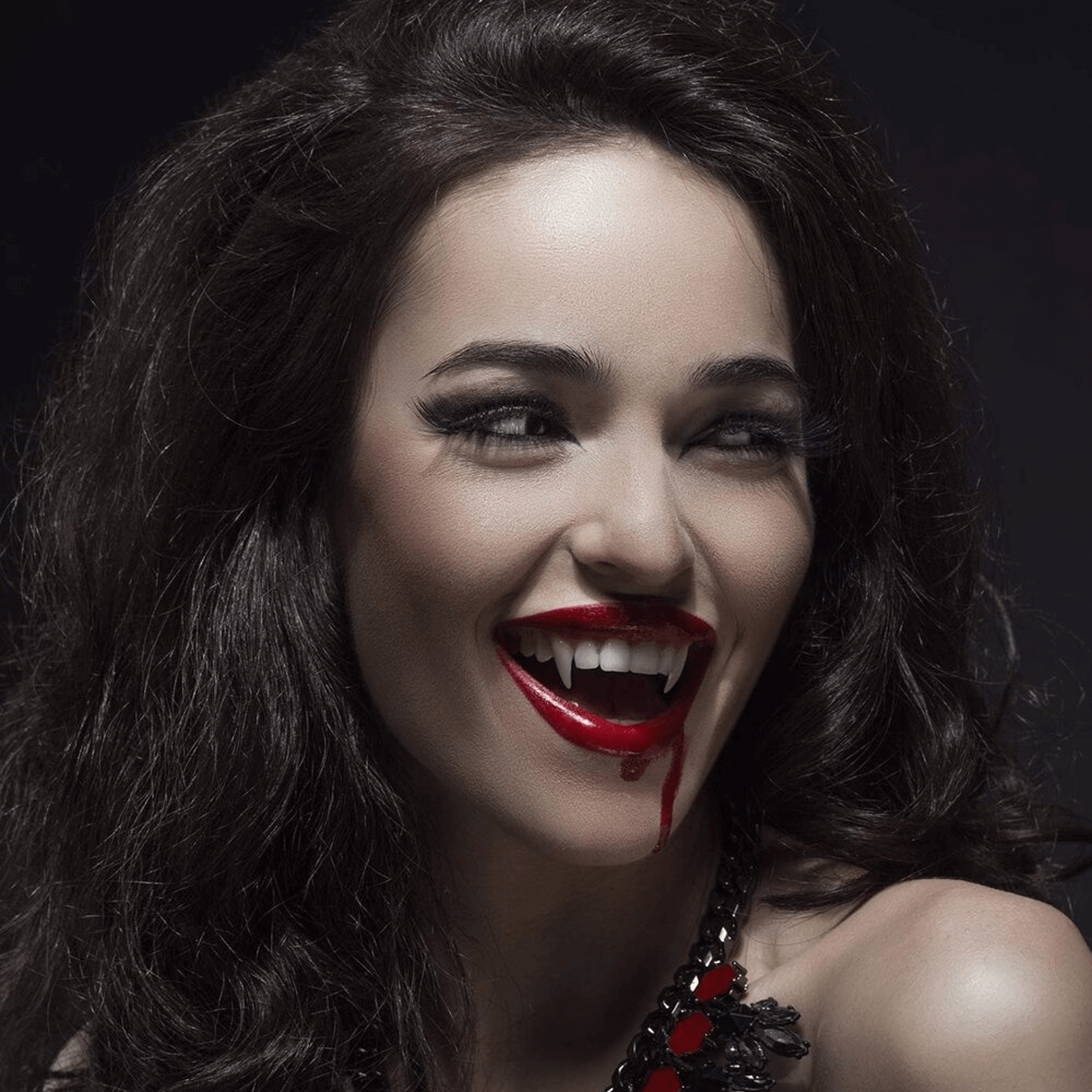 Buy automatic retractable vampire fangs online