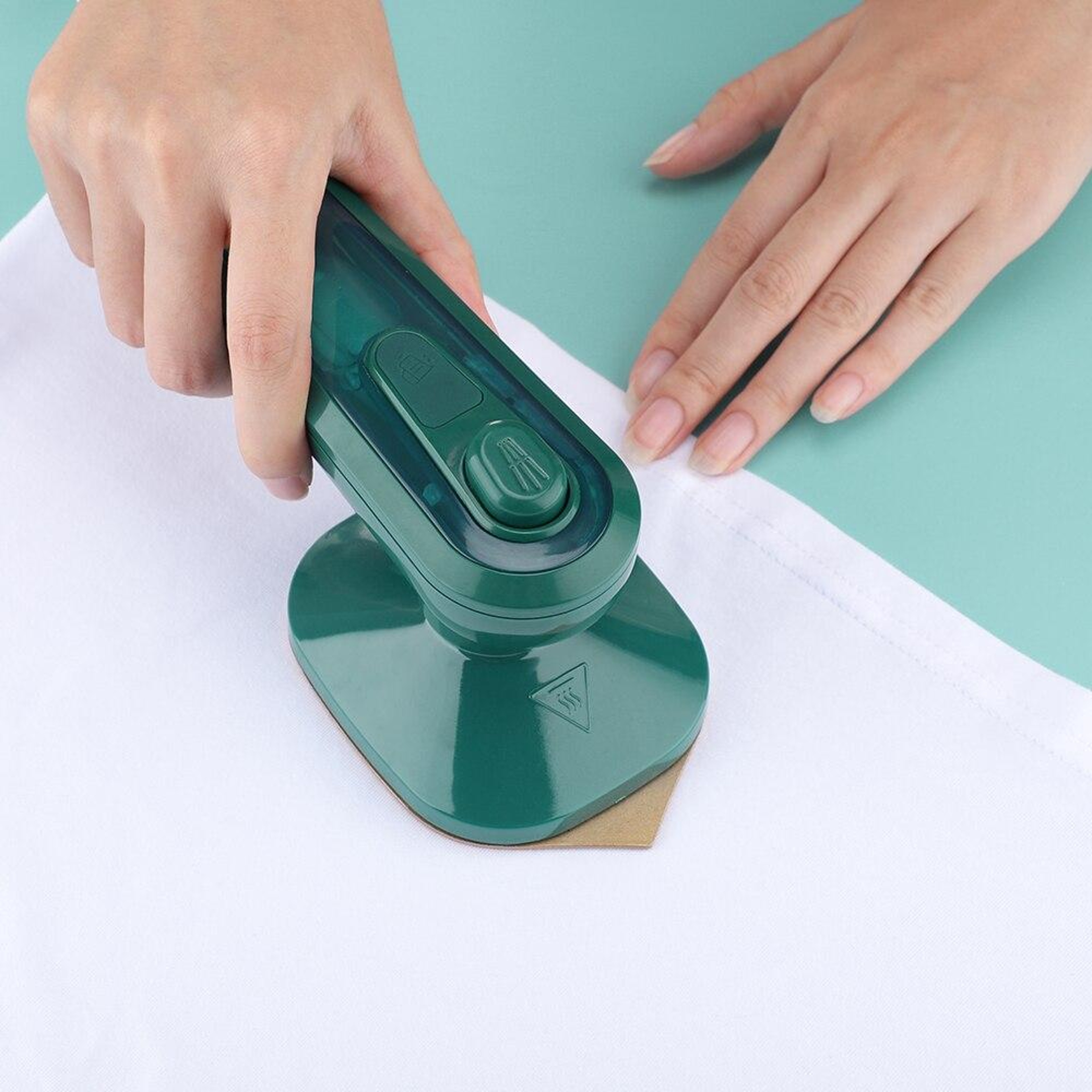 Professional Dry & Wet Steam Iron – view 2