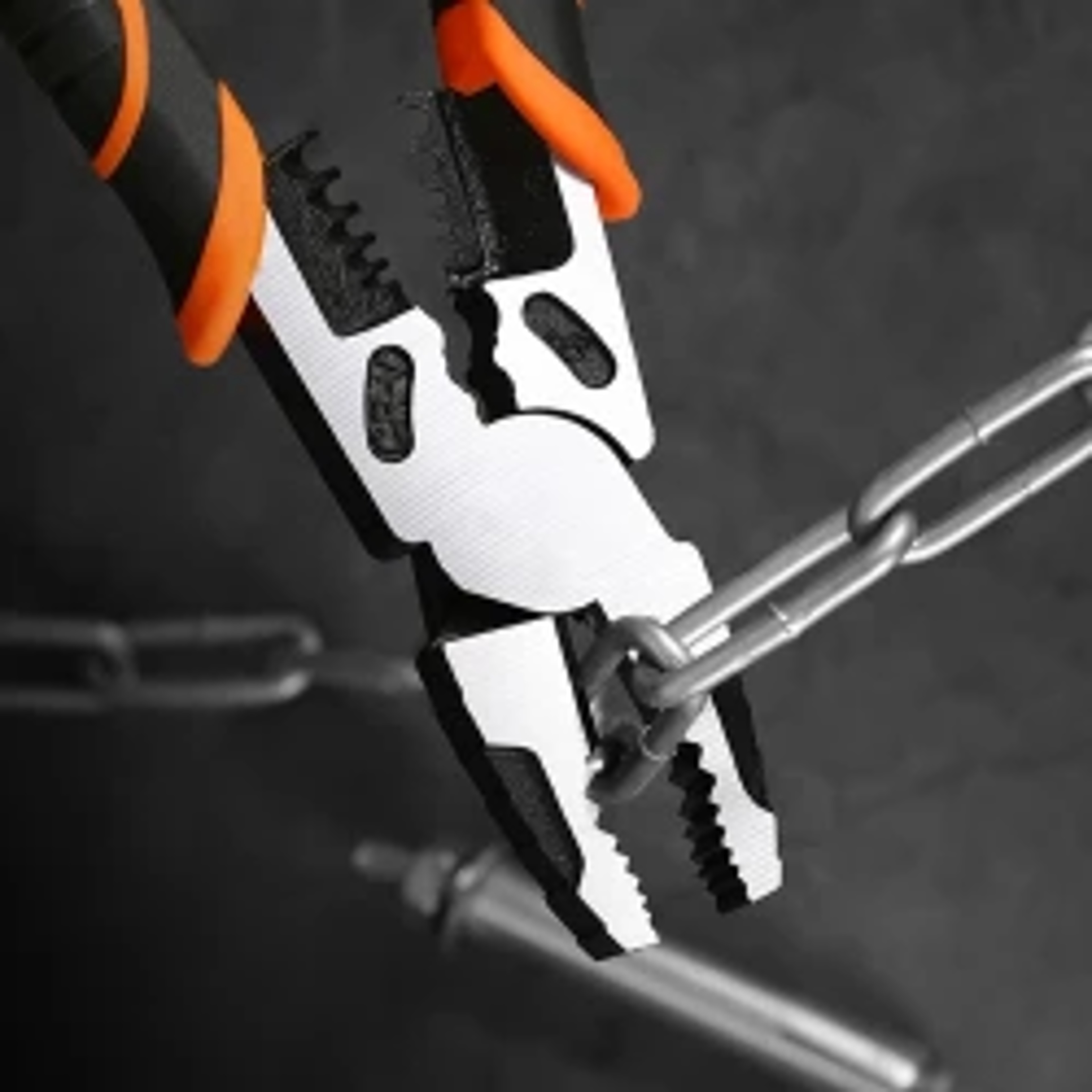 4-In-1 Lineman Plier – view 1
