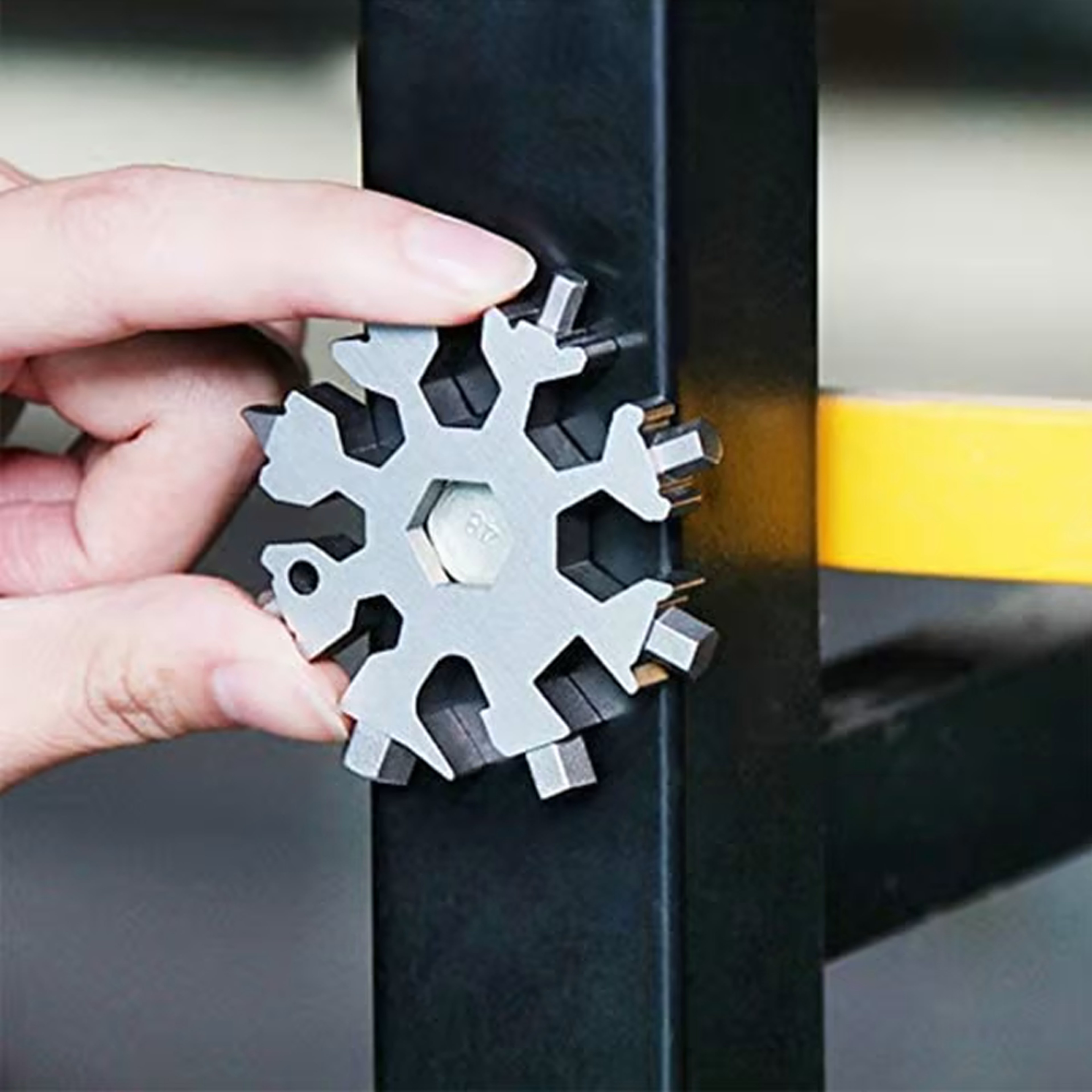 18-In-1 Stainless Steel Snowflakes Multi-Tool – view 5
