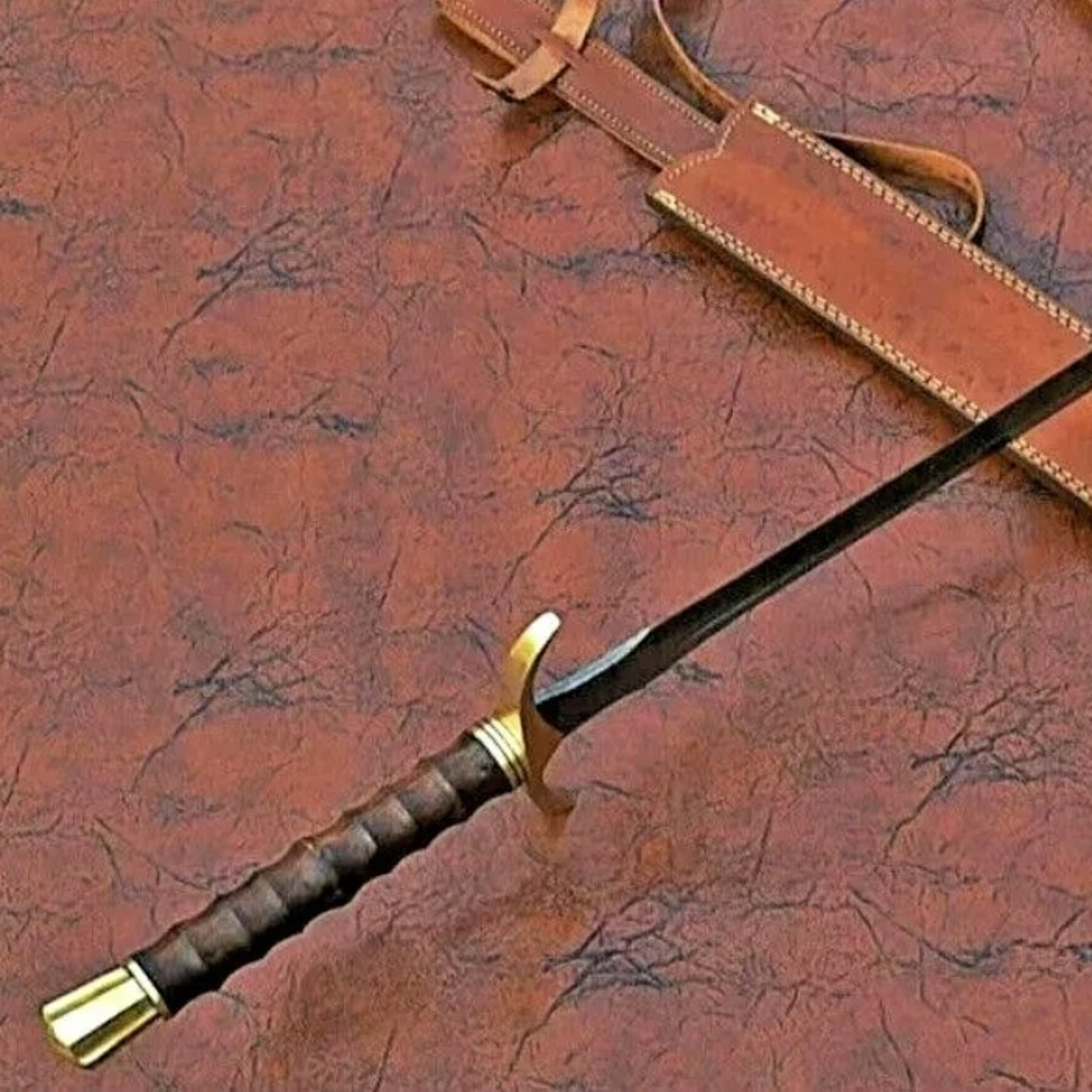 Custom Handmade Damascus Steel Viking Swordjpeg