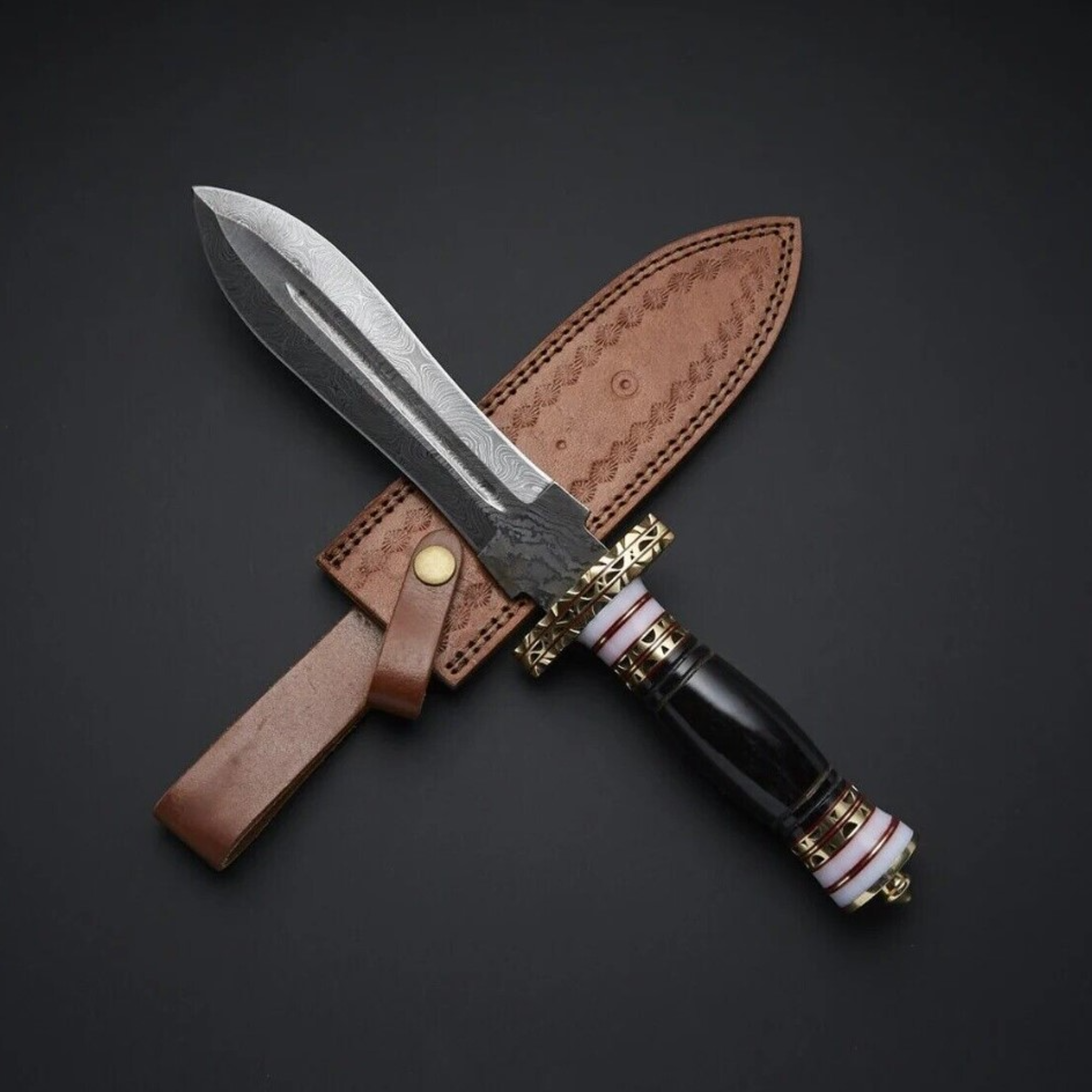 Handmade Dagger Knife Damascus Steel with Leather Sheath Best Gift – view 1